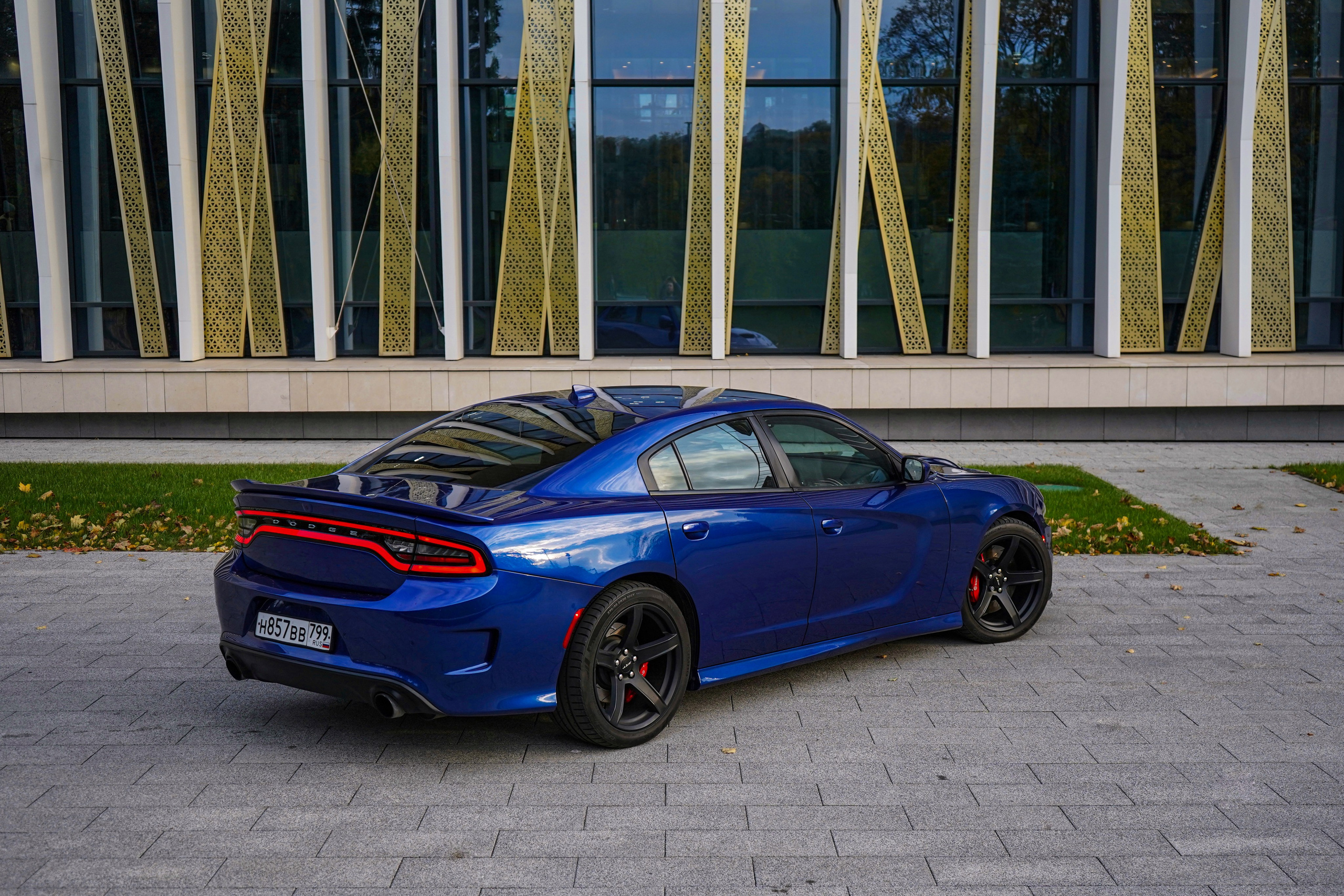 Dodge Charger Hellcat. Автомобильный фотограф Шакая Кирилл