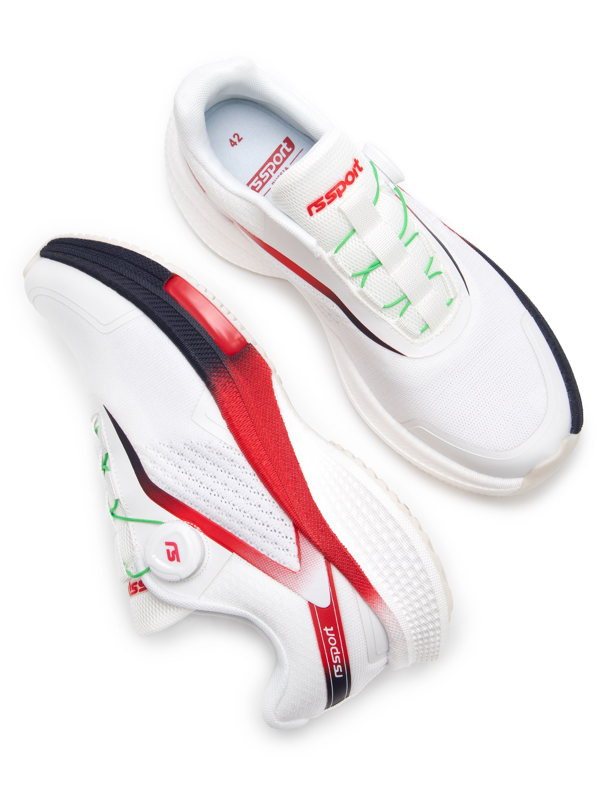 Каталожная фотография обуви. Фотограф в Москве Егор Гончаров