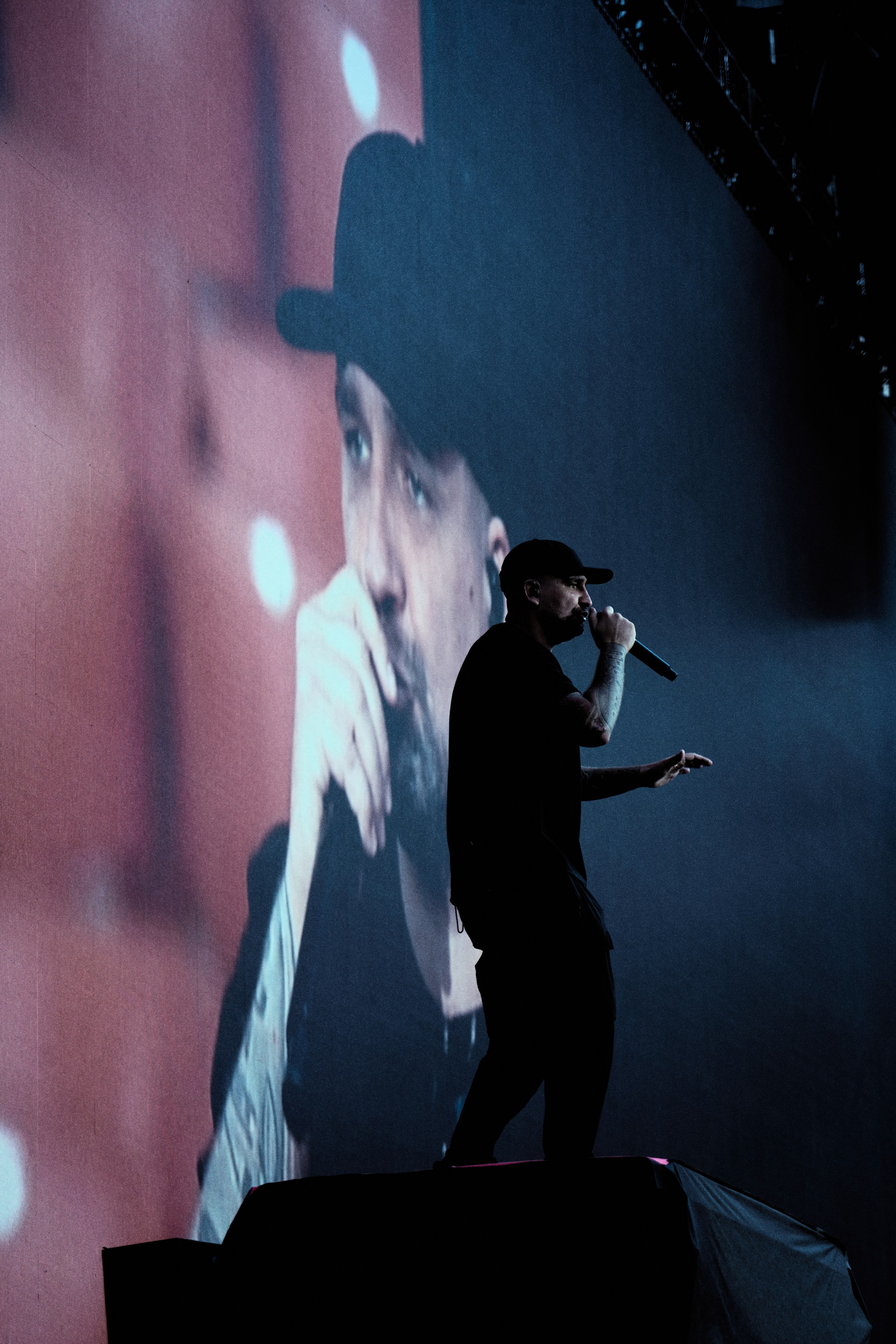 Баста Екатеринбург Арена. Репортажный фотограф мероприятий и концертов в Екатеринбурге