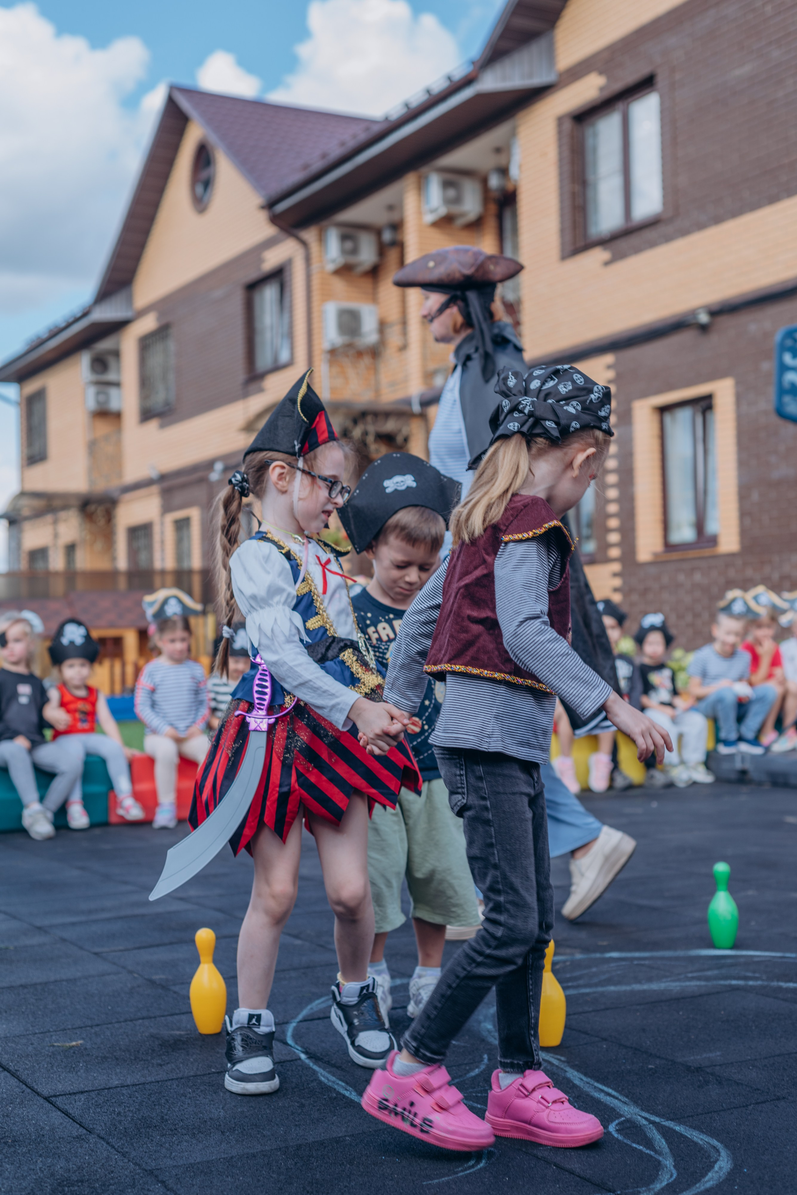 Пиратская вечеринка. MILATE — выпускные альбомы, фотосессии и видео в Москве