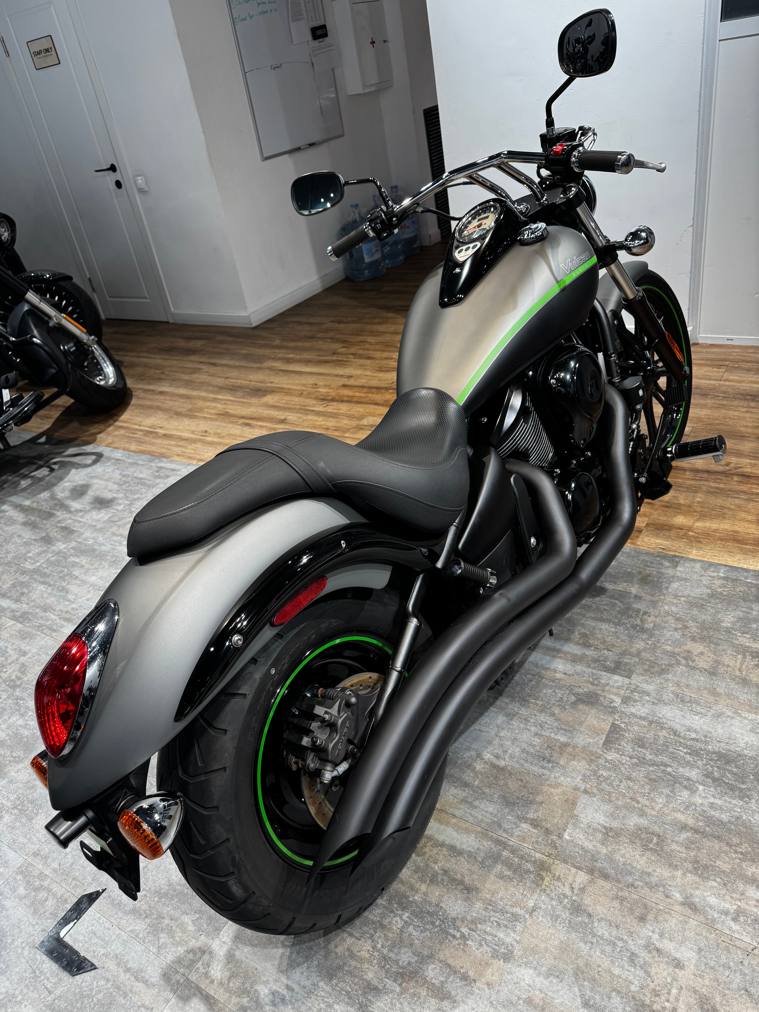 Vulcan 900 (VN900 Custom). Hello Davidson, Москва. Только хорошие мотоциклы…