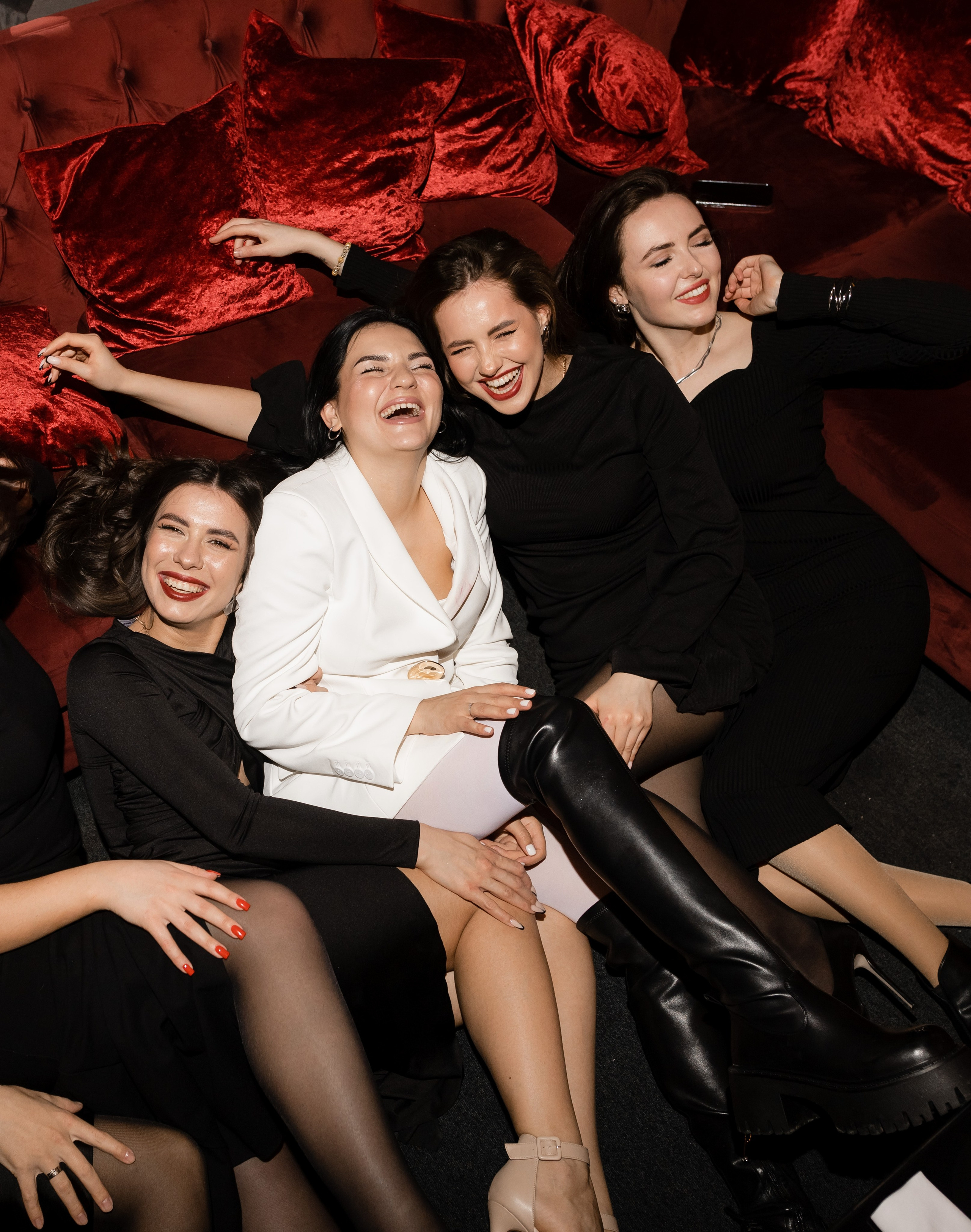 Девичник Альбины в «Leps bar». ФОТОГРАФ НОВОСИБИРСК — АЛЁНА ЖИГАЛЕЕВА