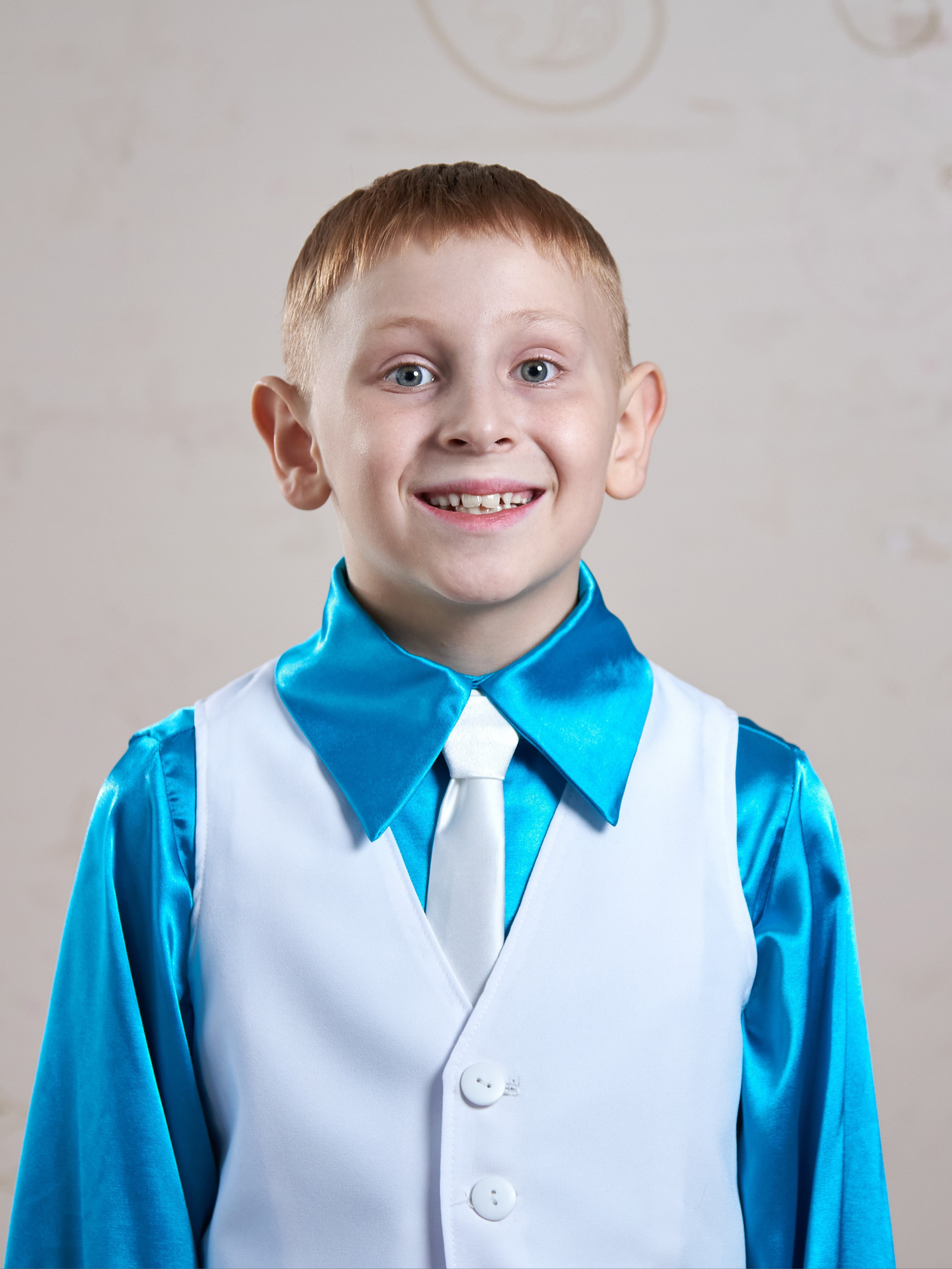 Съёмка учеников для конкурса и стенда. [fXph] Фотограф Масликов Илья. Съёмка мероприятий в Ленинске-Кузнецком