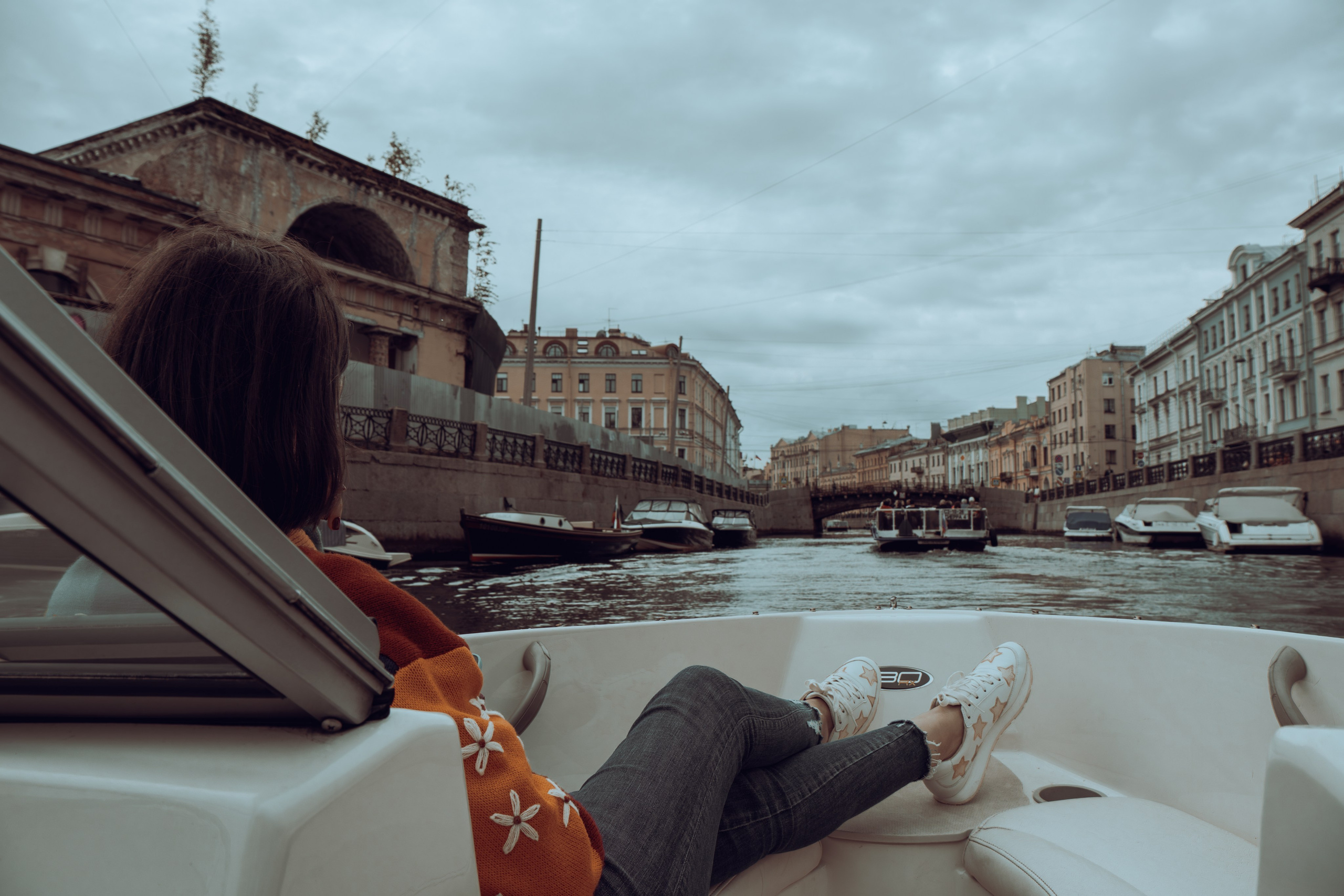 Прогулка с девушкой. Услуги фотографа | Санкт-Петербург