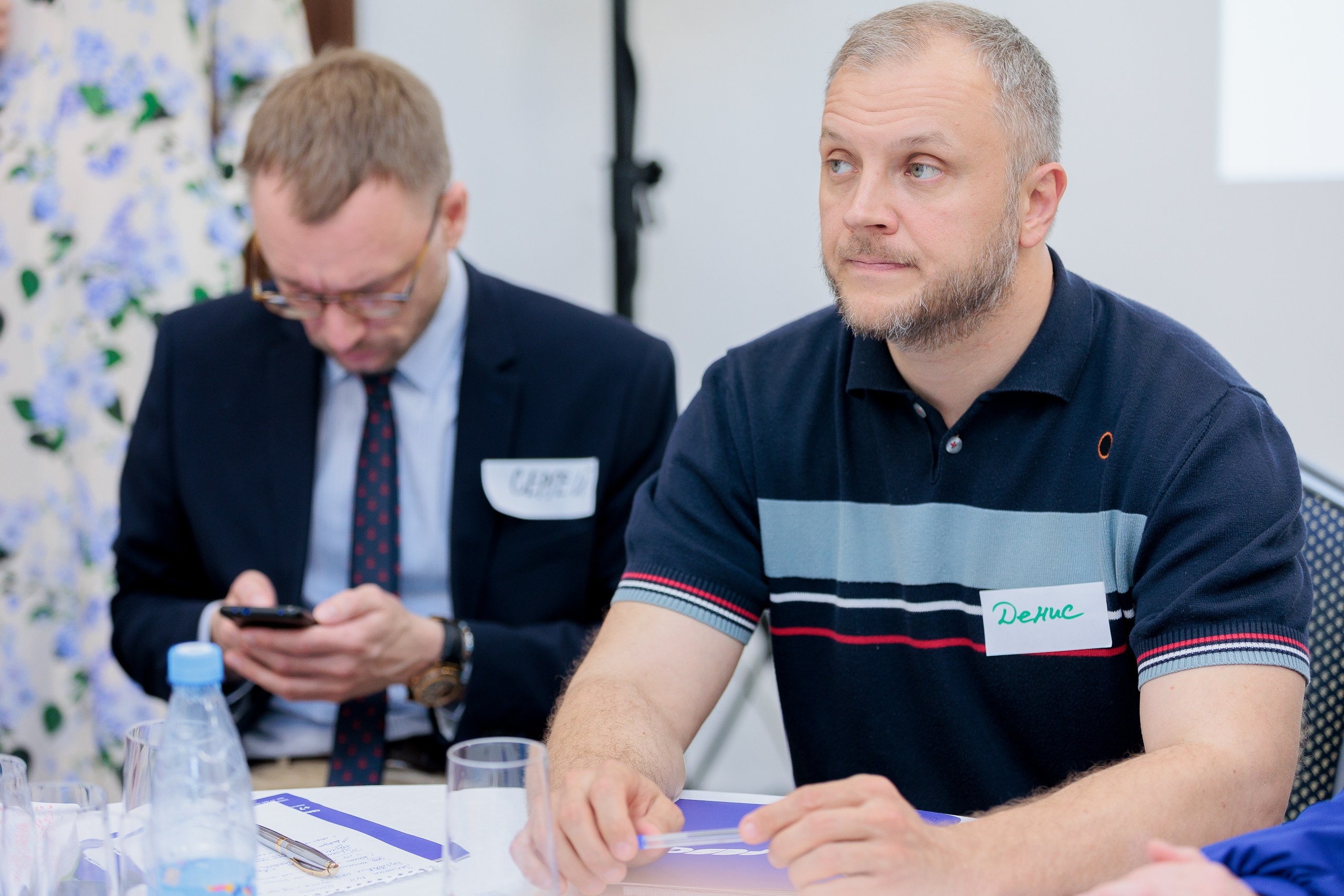 Фотограф для съемки награждения на корпоративной премии. Контент для бизнеса в Екатеринбурге Полдень Медиа