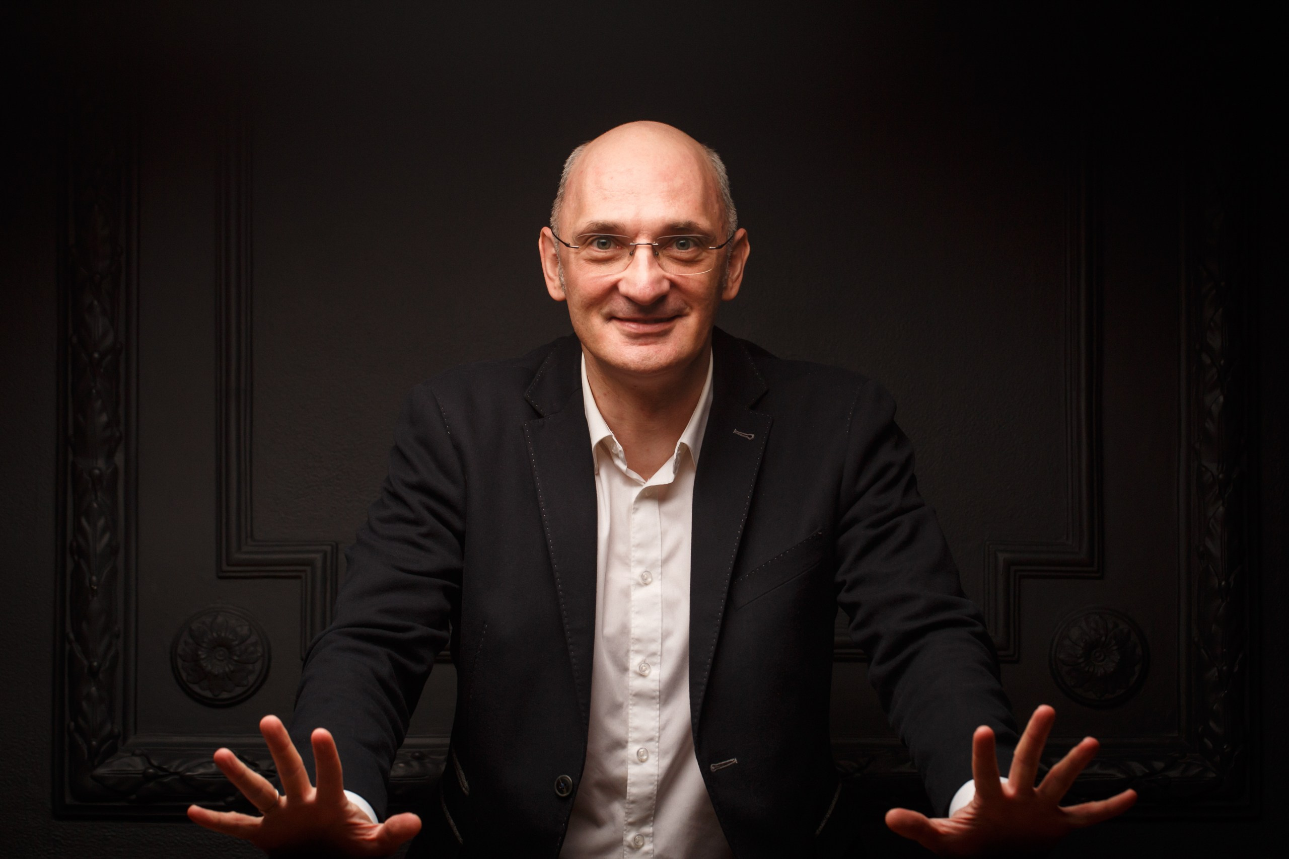 Фотосъёмка сотрудников юридической фирмы. Рабочая сторона — бизнес портрет и репортаж в Санкт-Петербурге