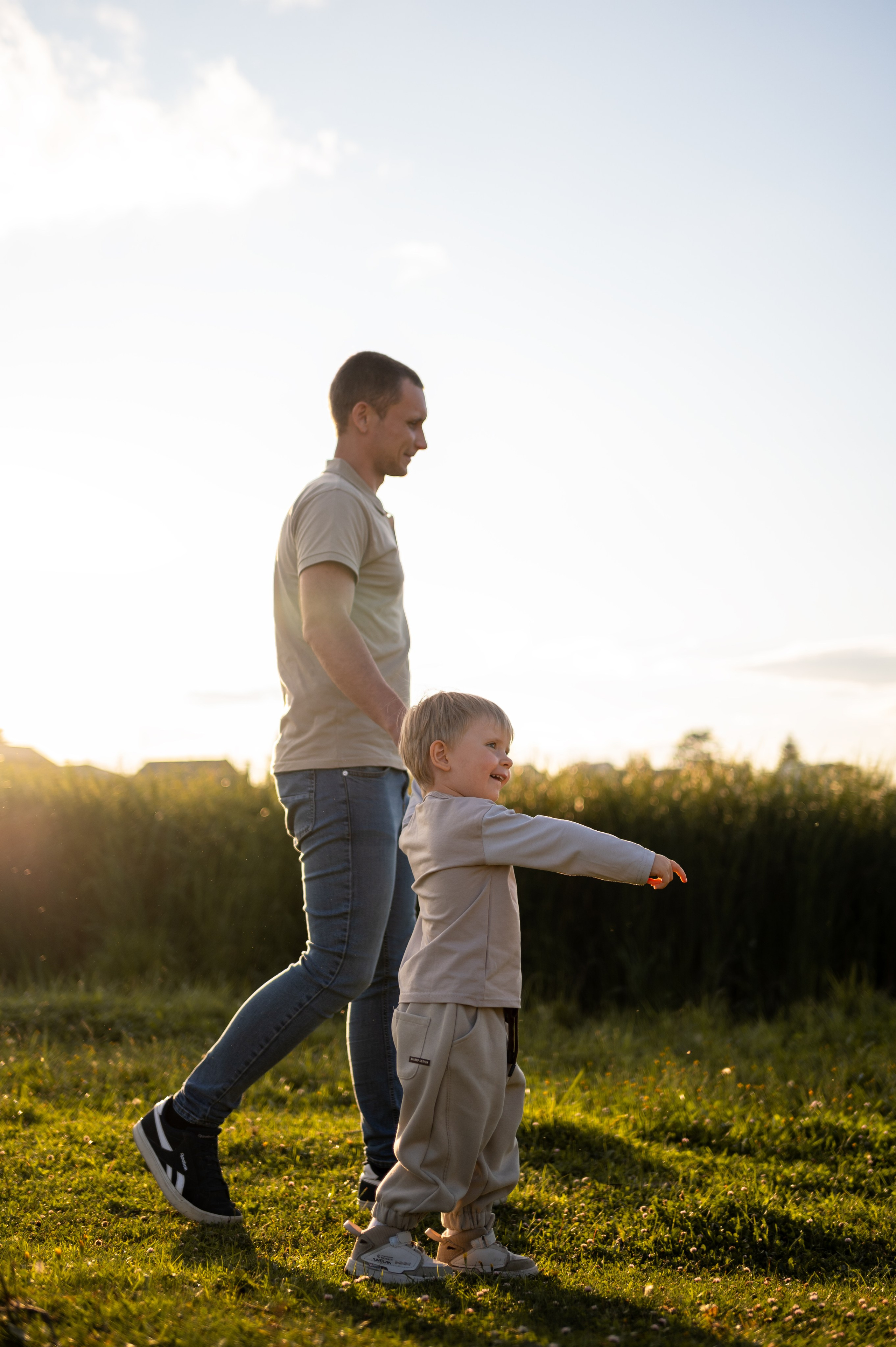 Саша, Антон и Мирон. Главная