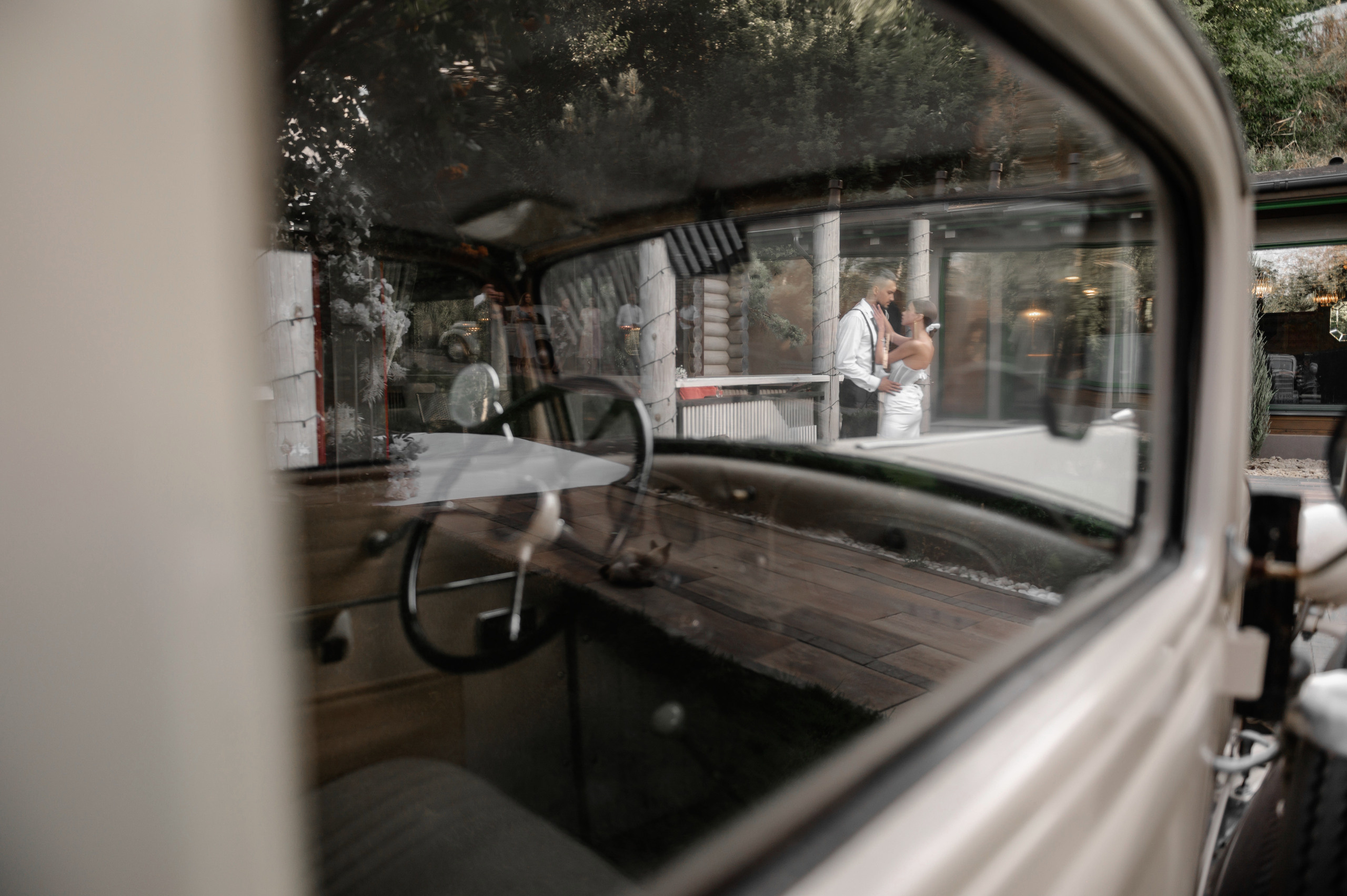 Свадебная фотосессия в Ростове комплекс ПарХаус. Свадебный фотограф в Ростове Максимов Максим