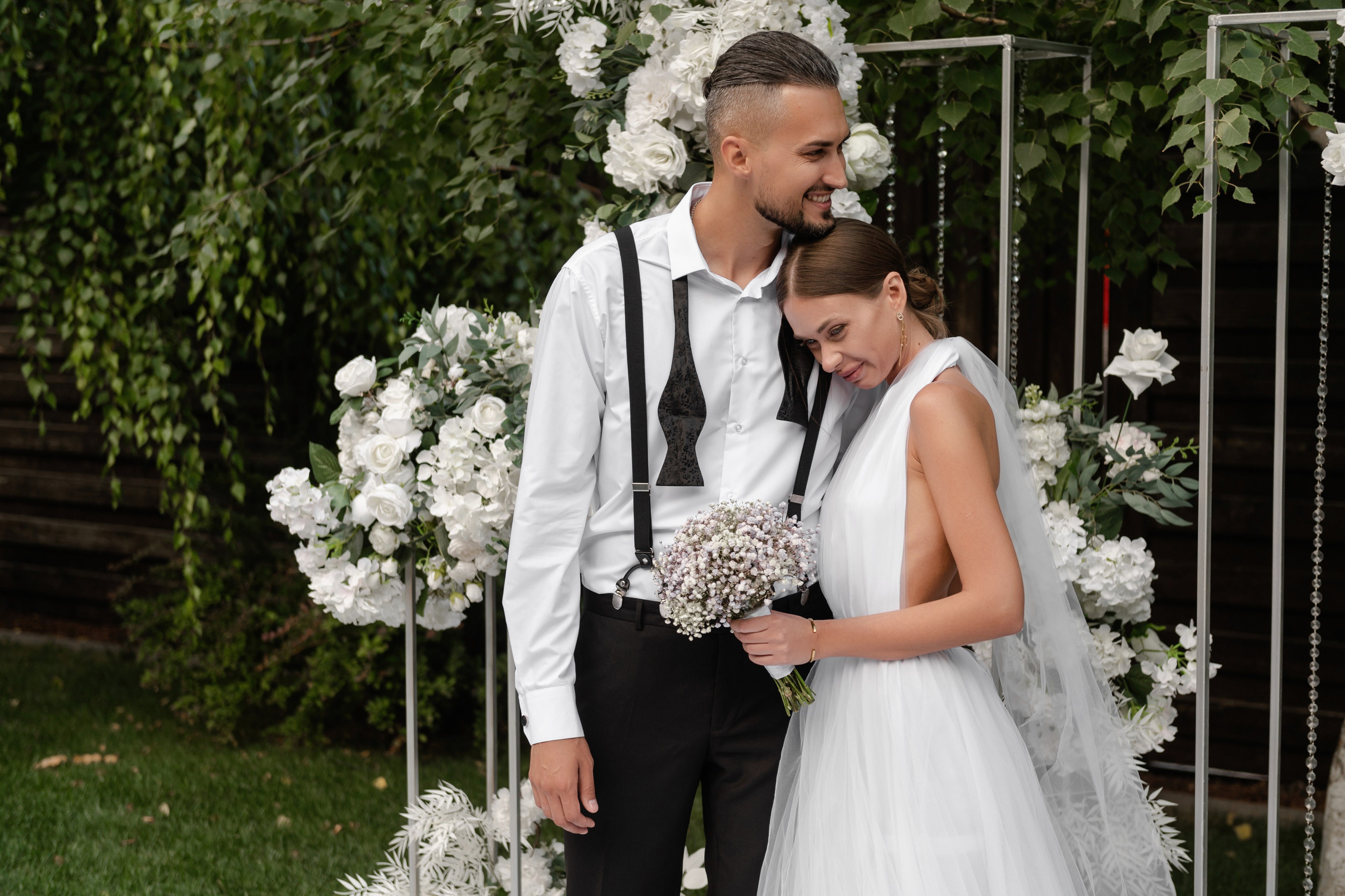 Свадебная фотосессия в Ростове комплекс ПарХаус. Свадебный фотограф в Ростове Максимов Максим