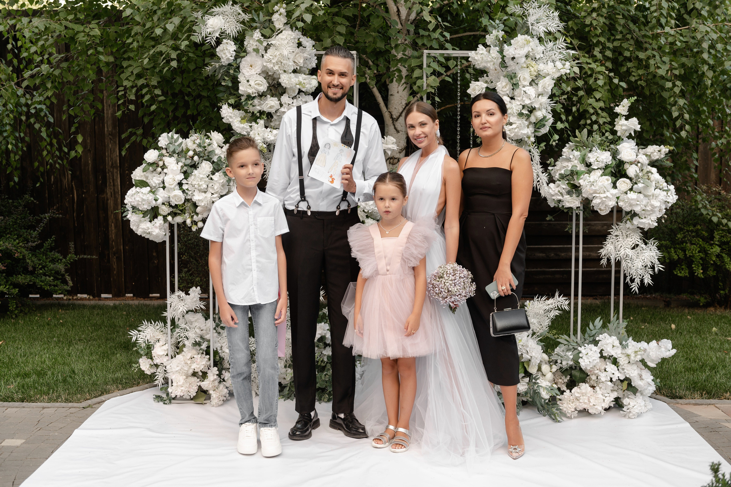 Свадебная фотосессия в Ростове комплекс ПарХаус. Свадебный фотограф в Ростове Максимов Максим