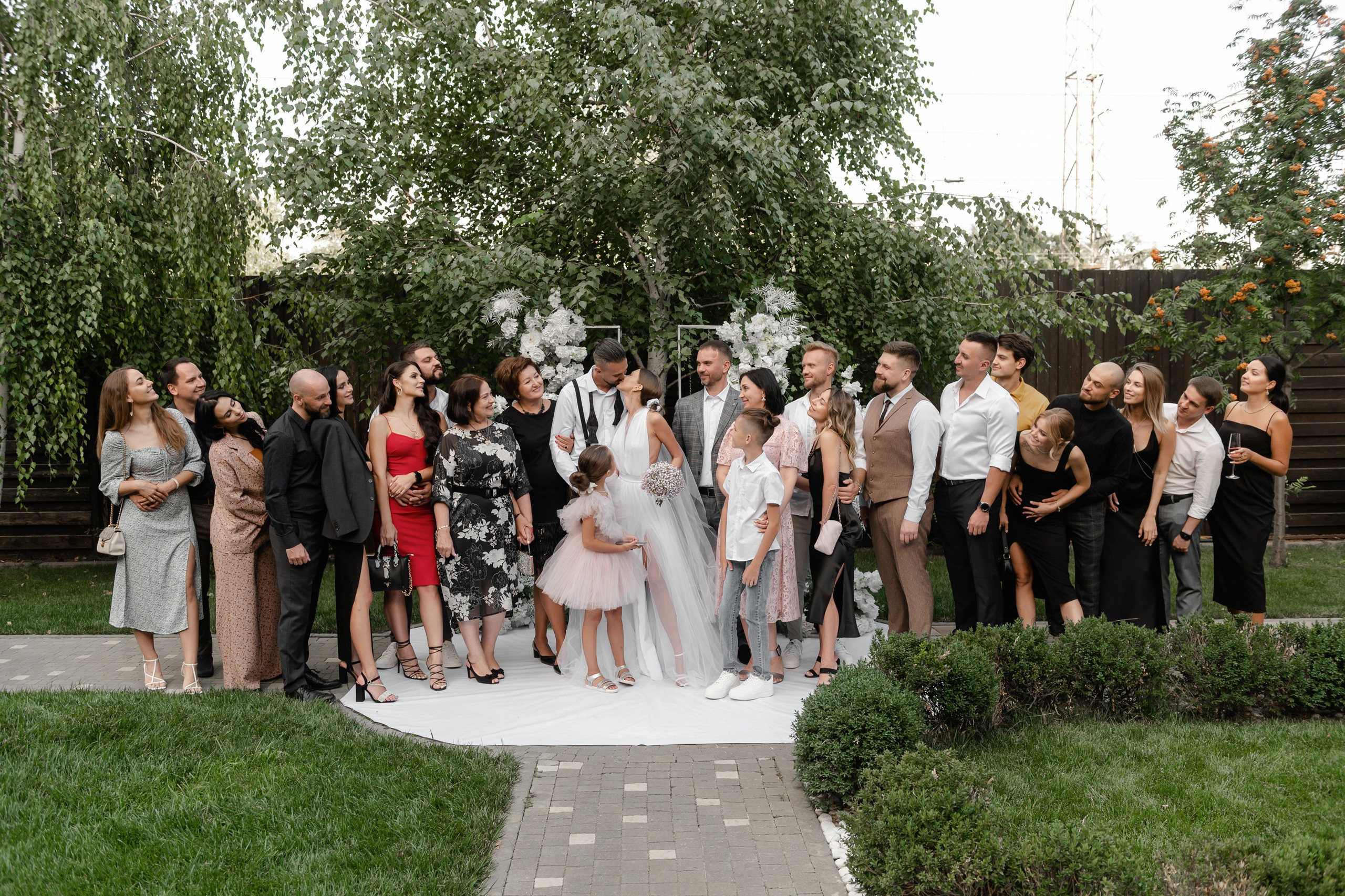 Свадебная фотосессия в Ростове комплекс ПарХаус. Свадебный фотограф в Ростове Максимов Максим