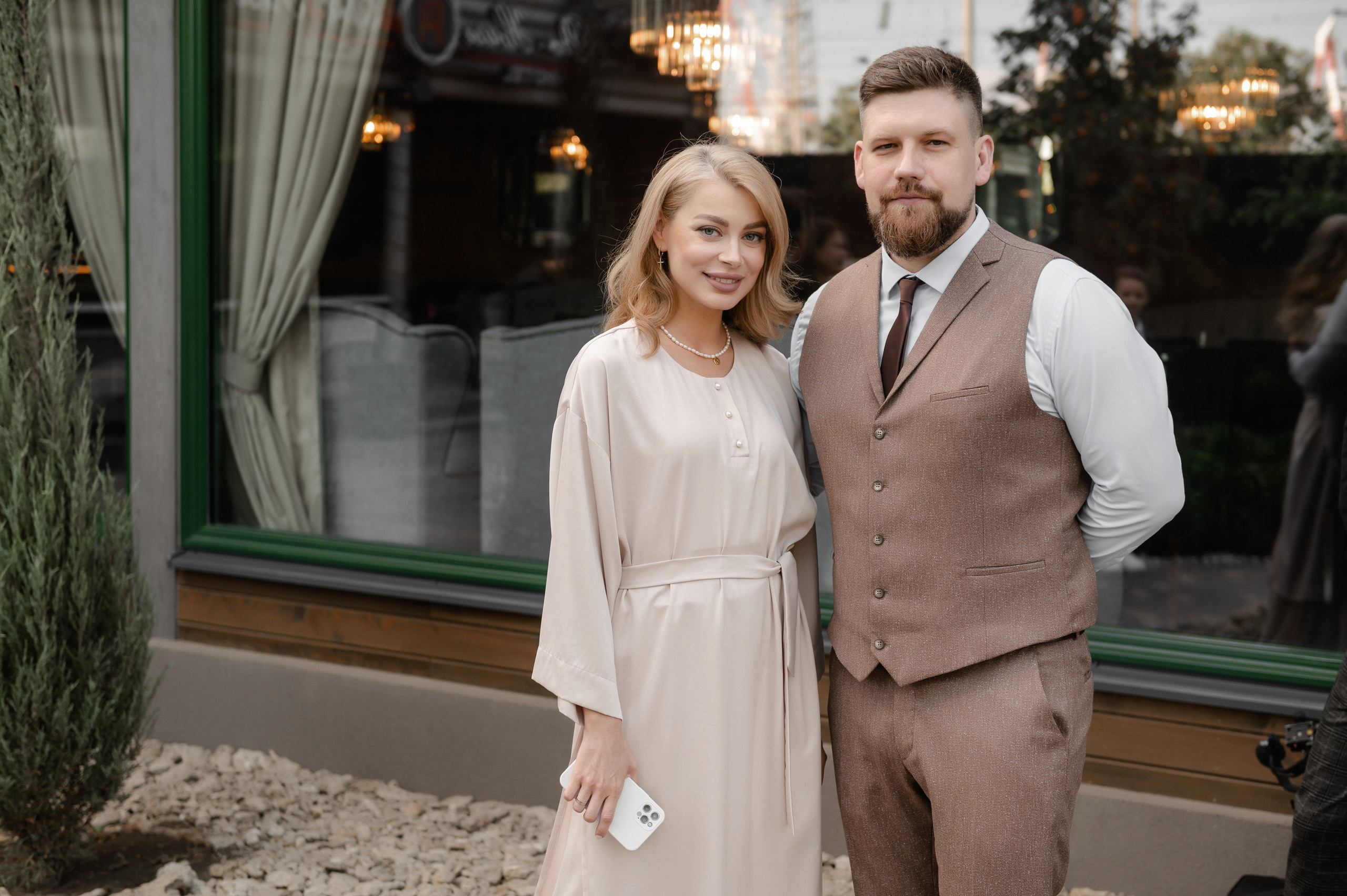 Свадебная фотосессия в Ростове комплекс ПарХаус. Свадебный фотограф в Ростове Максимов Максим