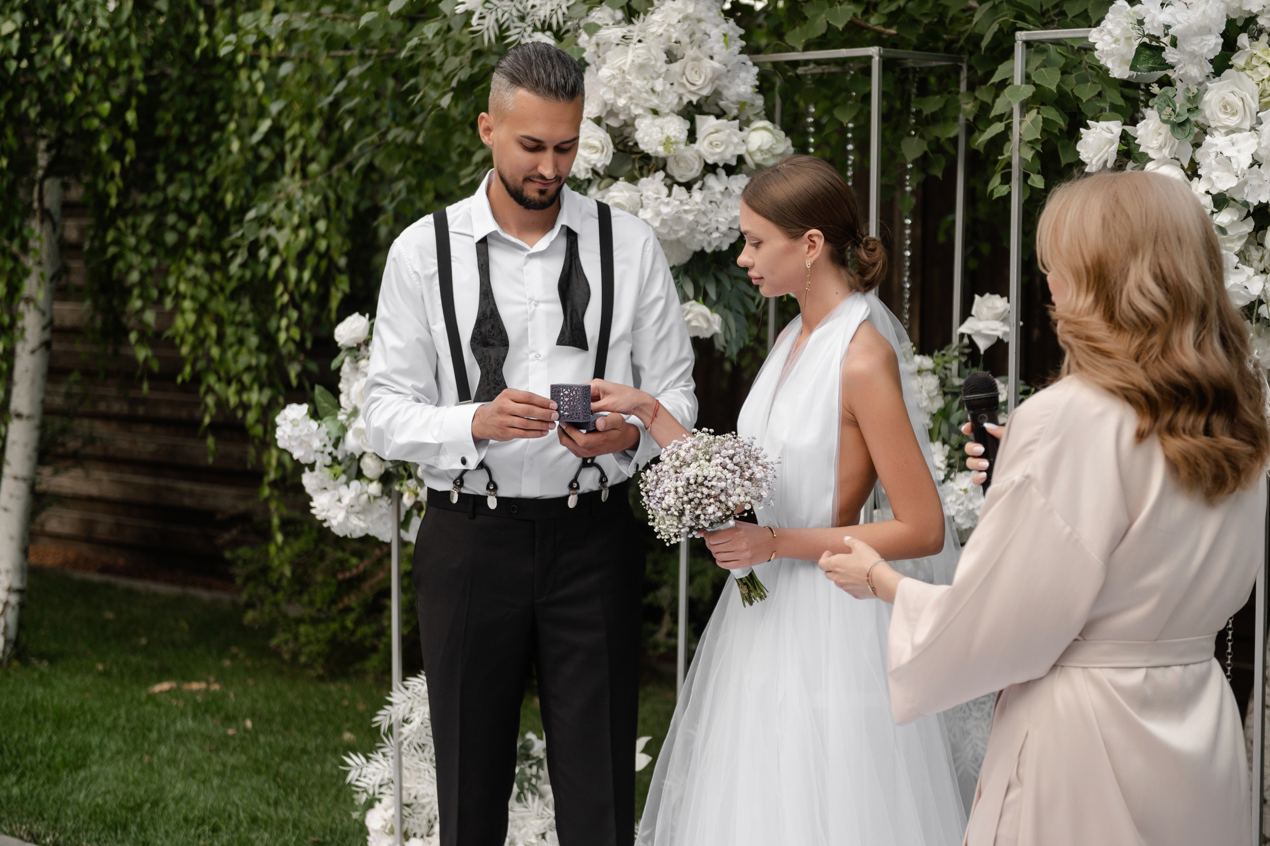 Свадебная фотосессия в Ростове комплекс ПарХаус. Свадебный фотограф в Ростове Максимов Максим