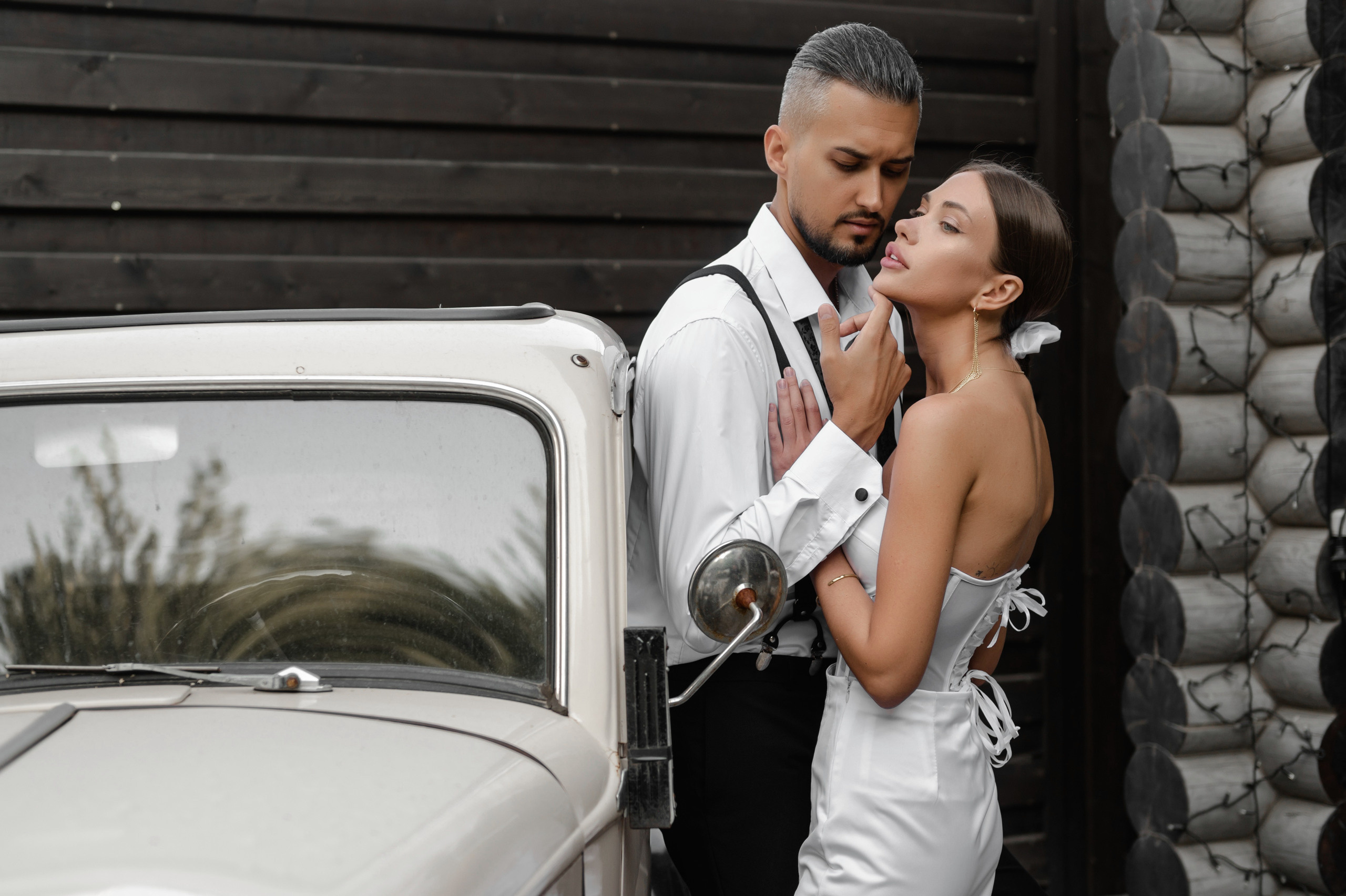 Фотосессия с ретро авто в Ростове