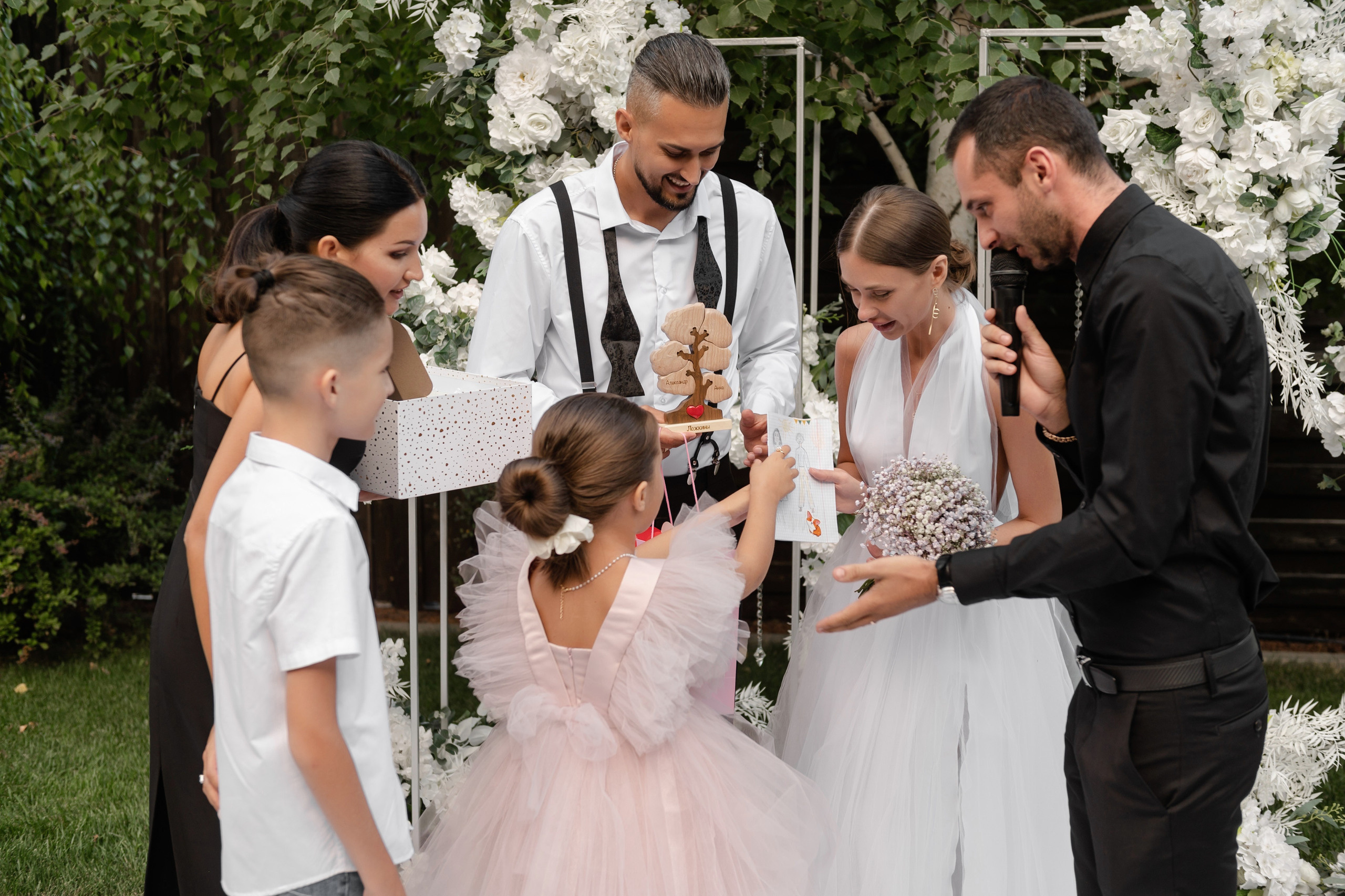 Свадебная фотосессия в Ростове комплекс ПарХаус. Свадебный фотограф в Ростове Максимов Максим