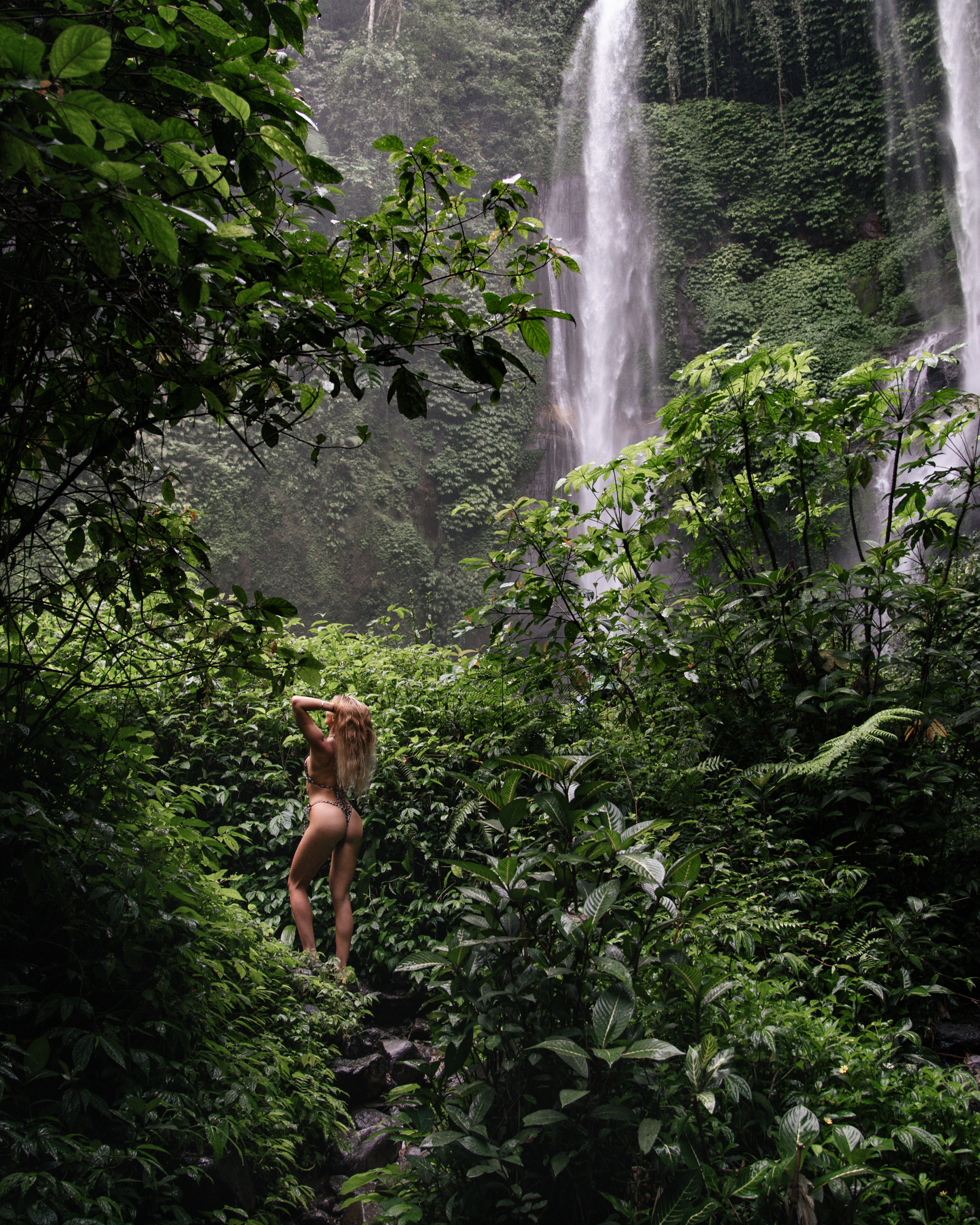 Водопад Секумпул на Бали. Свадебный фотограф в Ростове Максимов Максим