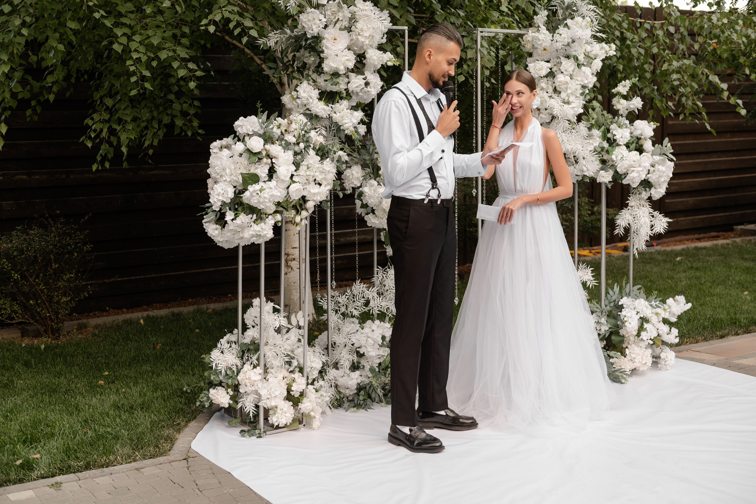 Свадебная фотосессия в Ростове комплекс ПарХаус. Свадебный фотограф в Ростове Максимов Максим