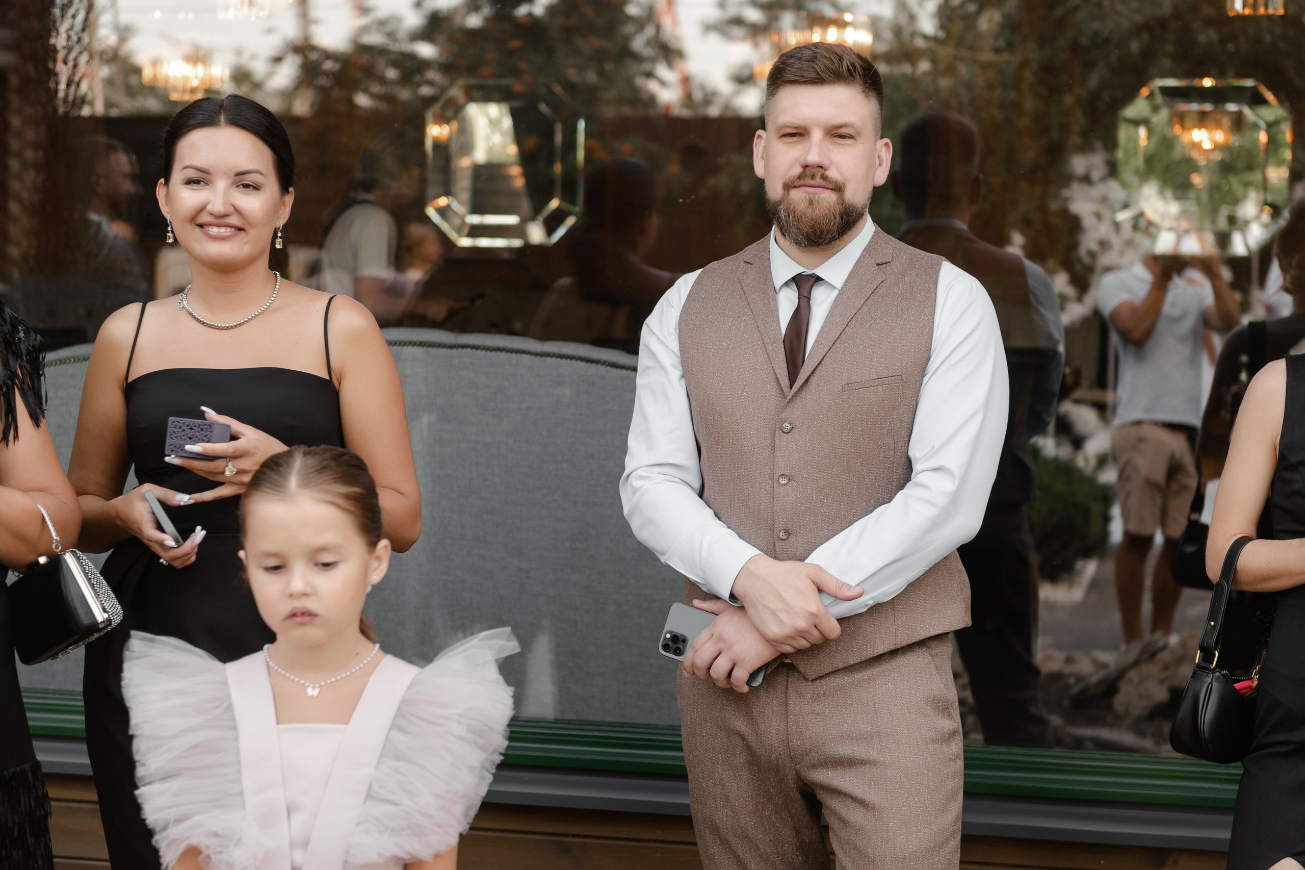 Свадебная фотосессия в Ростове комплекс ПарХаус. Свадебный фотограф в Ростове Максимов Максим