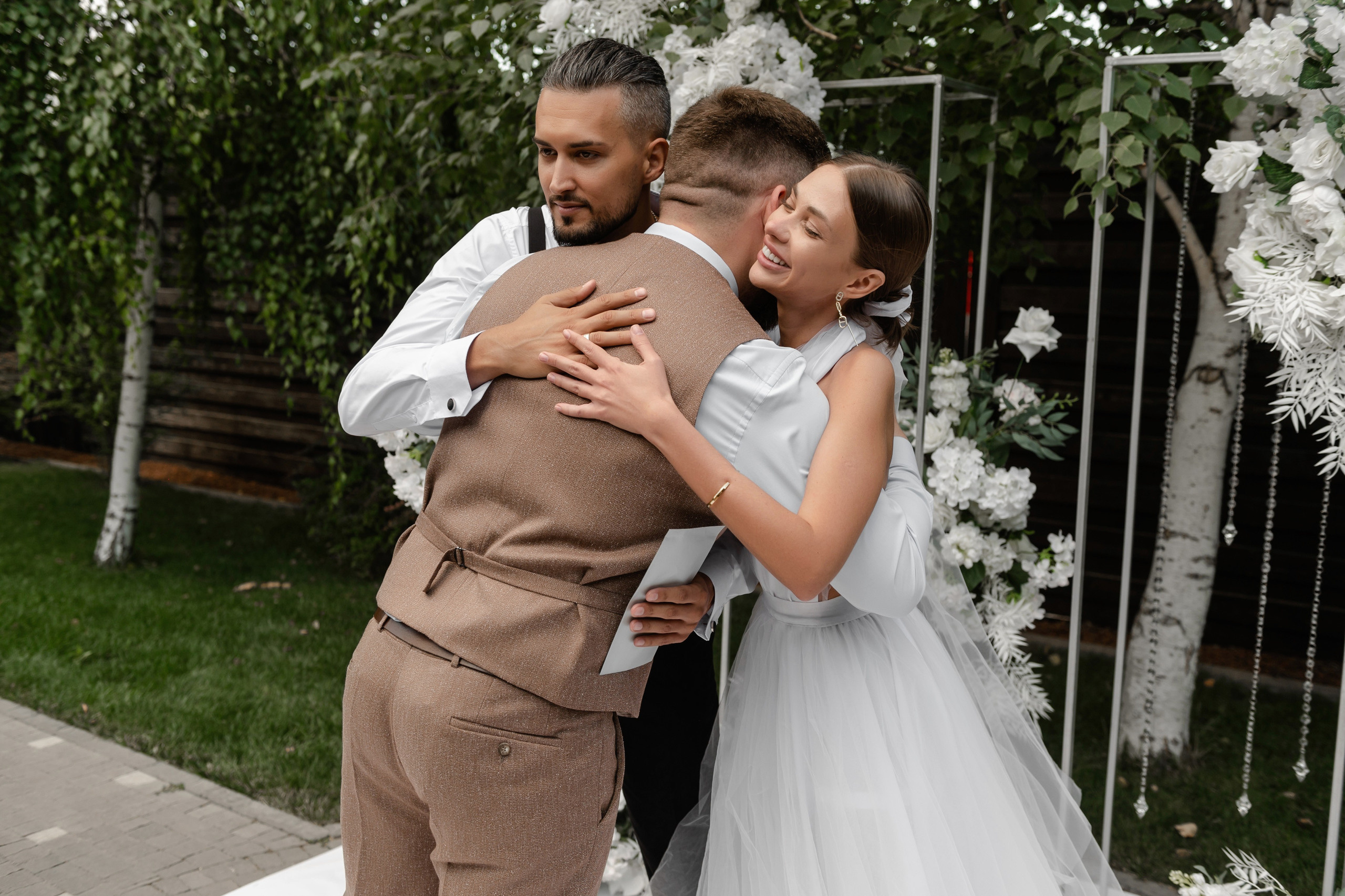 Свадебная фотосессия в Ростове комплекс ПарХаус. Свадебный фотограф в Ростове Максимов Максим