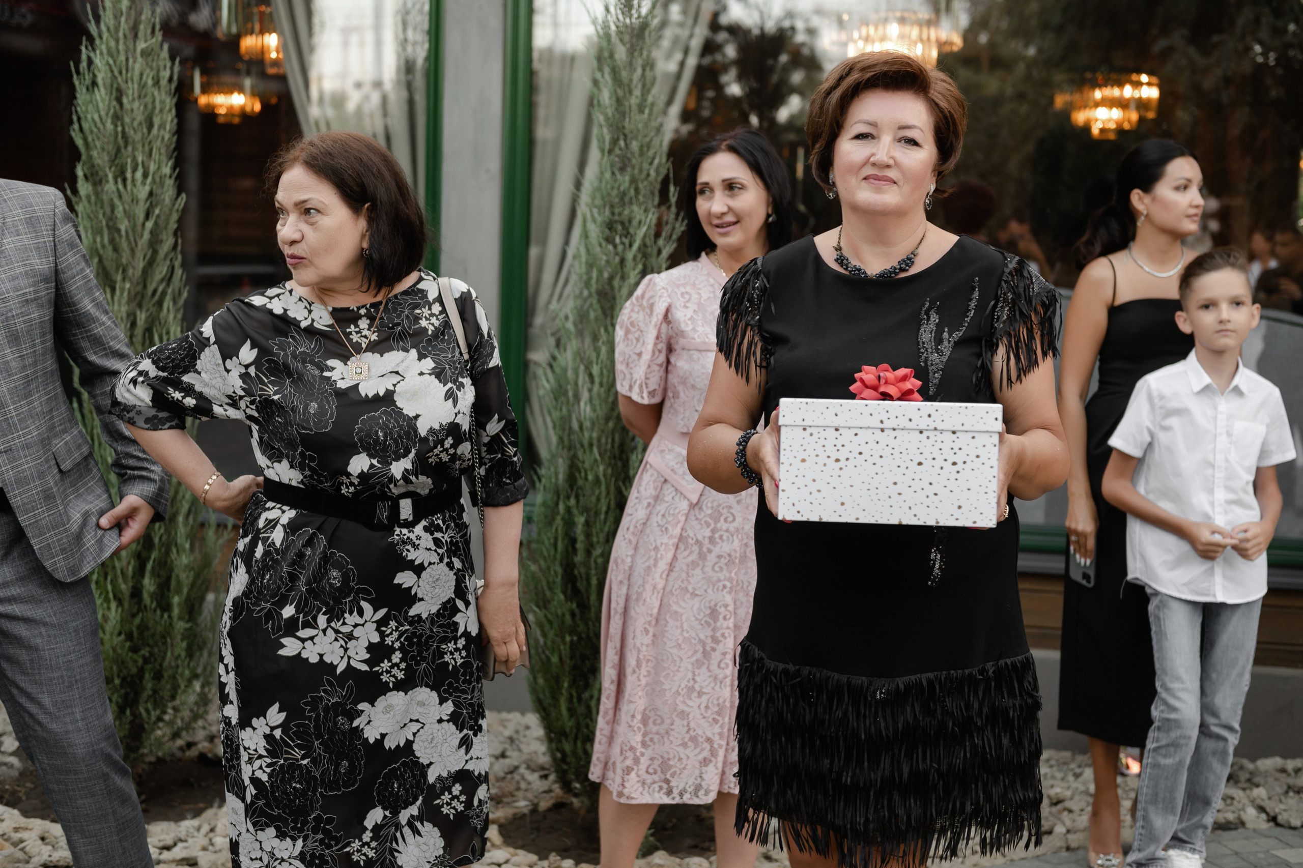 Свадебная фотосессия в Ростове комплекс ПарХаус. Свадебный фотограф в Ростове Максимов Максим