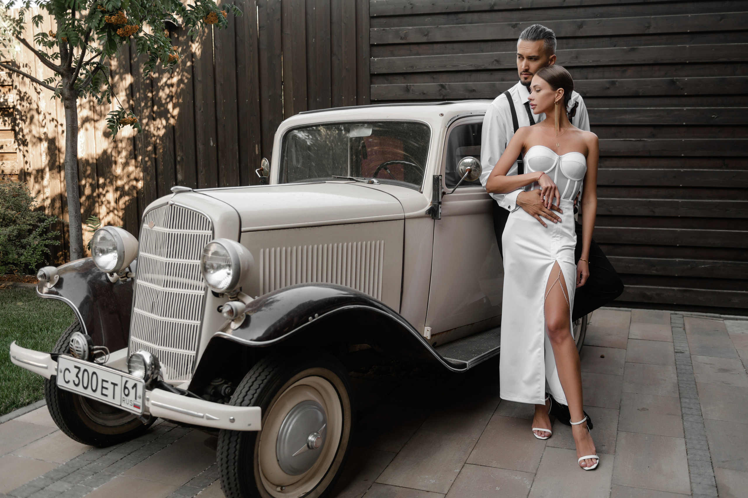 Свадебная фотосессия в Ростове комплекс ПарХаус. Свадебный фотограф в Ростове Максимов Максим