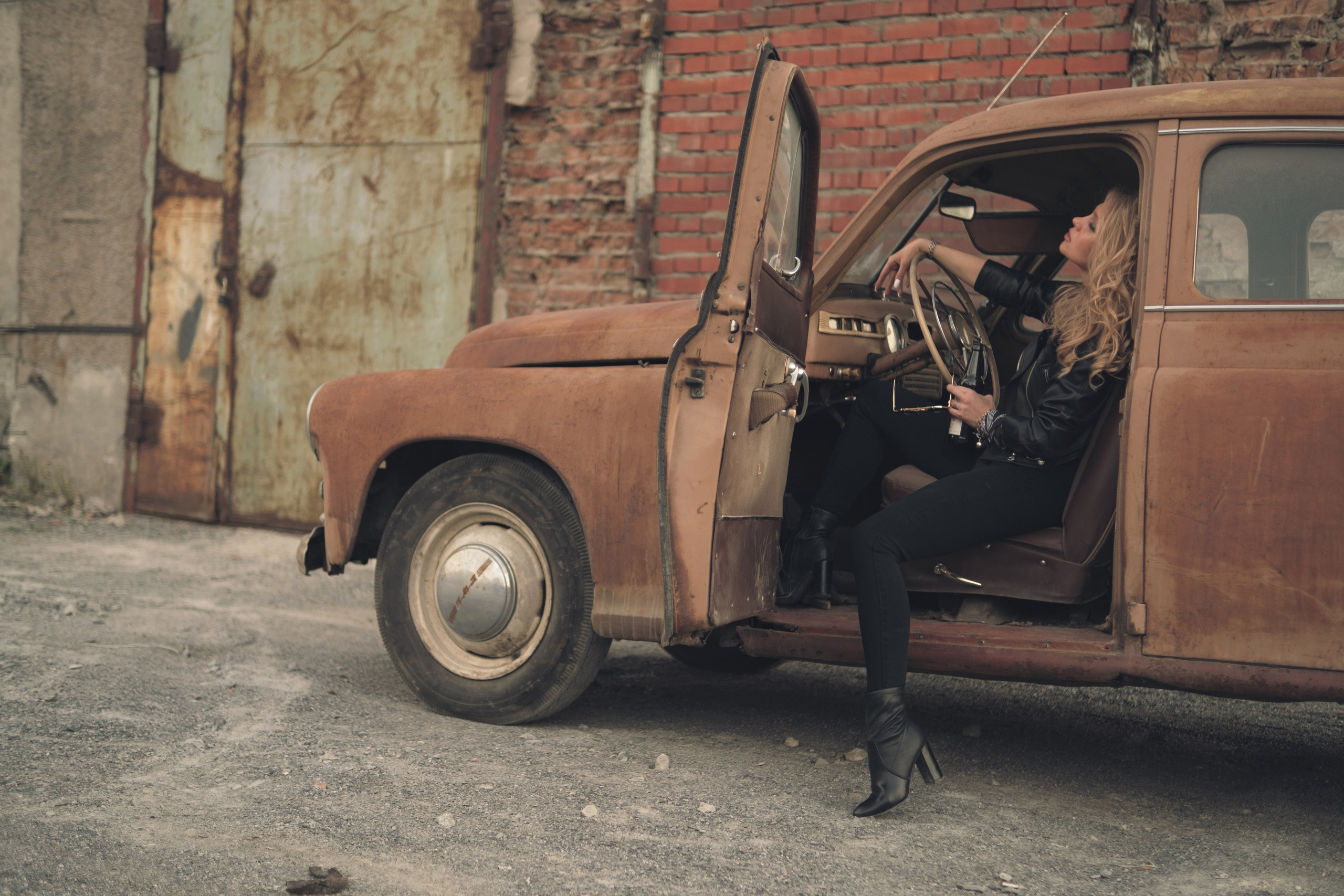 Shadow. PHOTOGRAPHER romanoff-egor