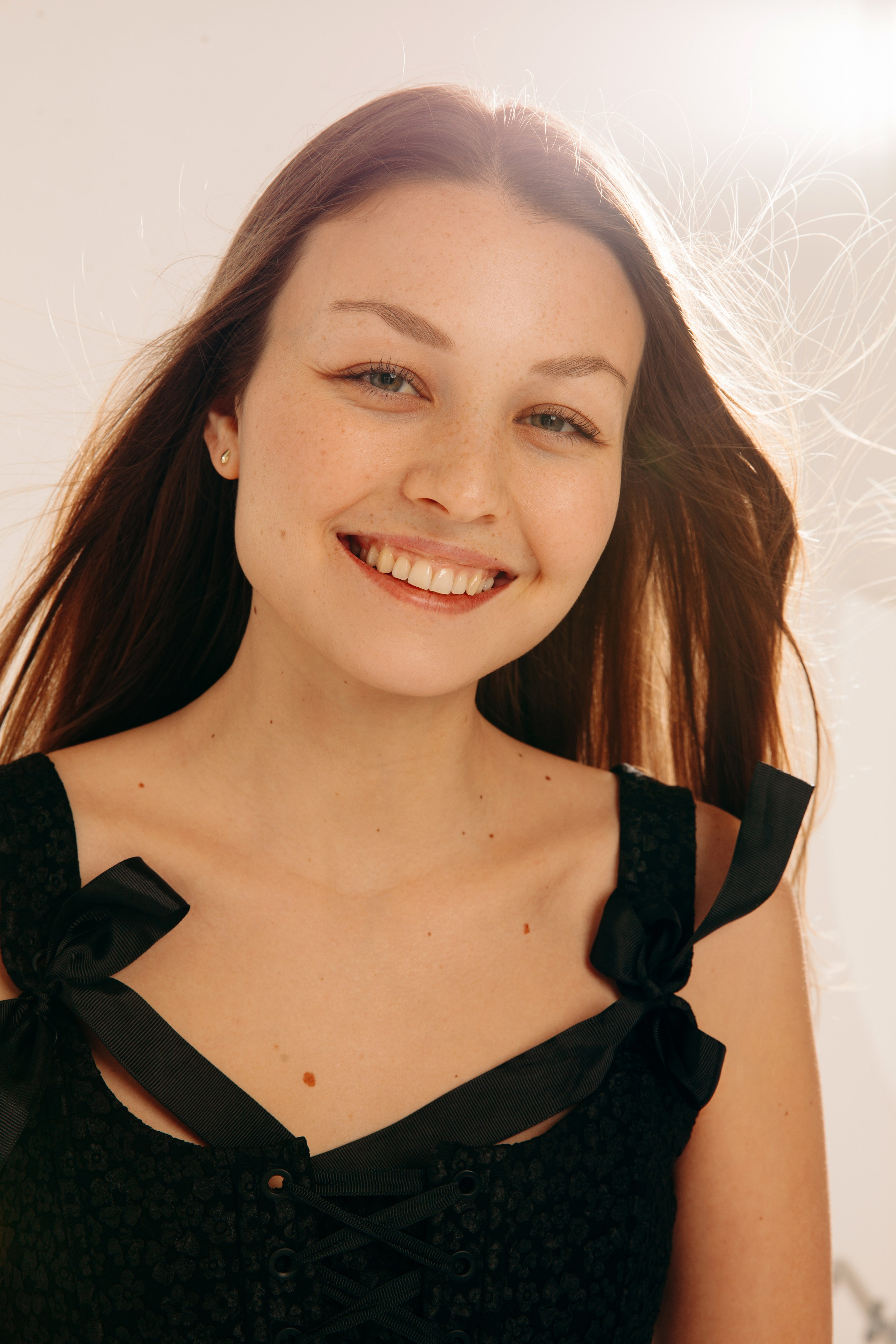 Diana — Studio Portraits. Anastasia Lanina — Fashion & Portrait Photographer in Bodrum