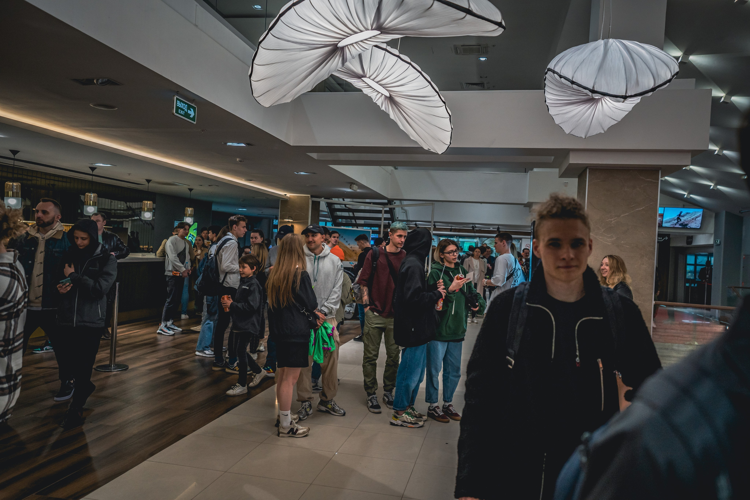 Премьера фильма ИБЬЁТСЯ в Москве 26.05.22. Репортажный фотограф в Краснодаре Рындин Дмитрий
