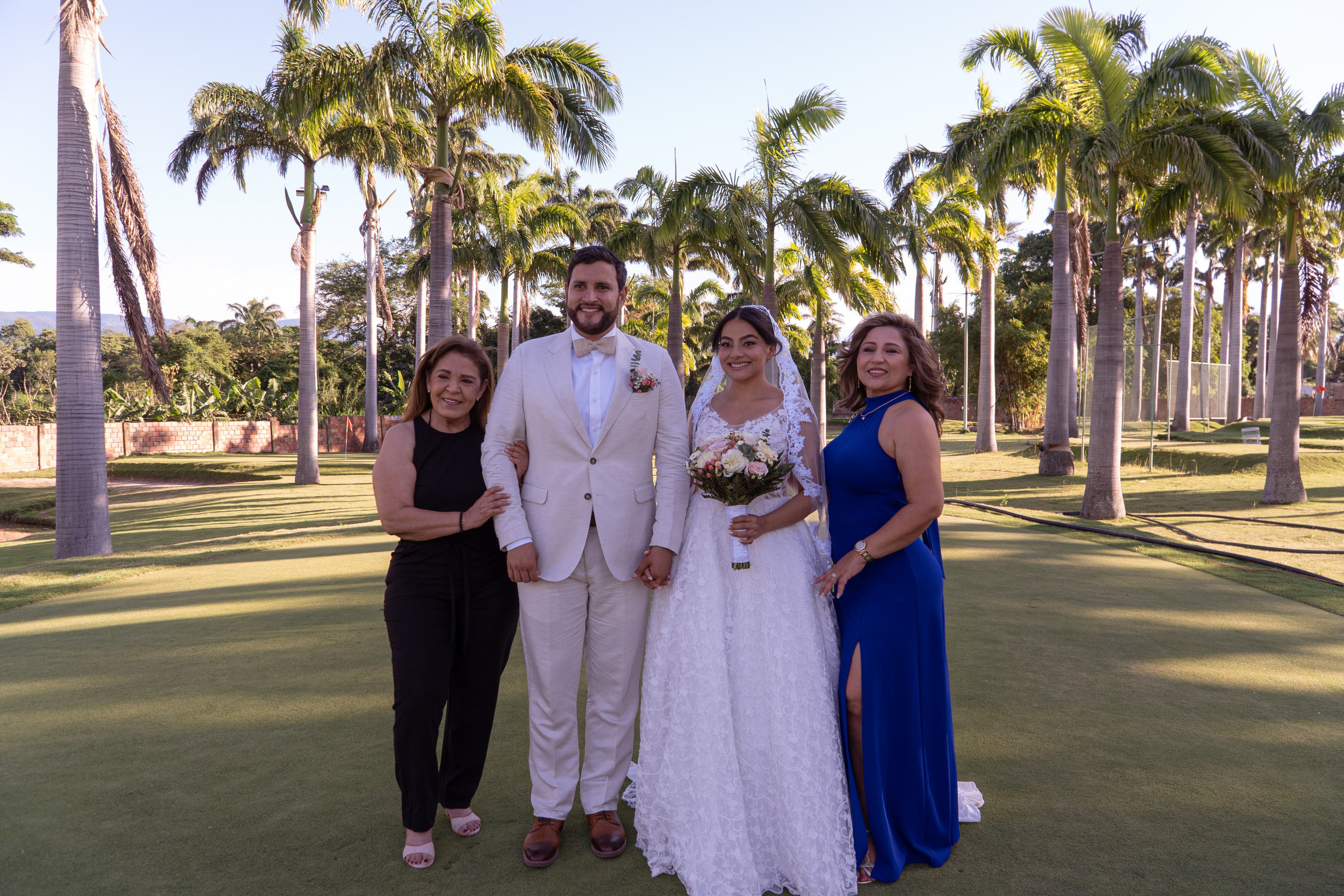 Carola & Gerson. Wedding Photographer in Barcelona and Medellin