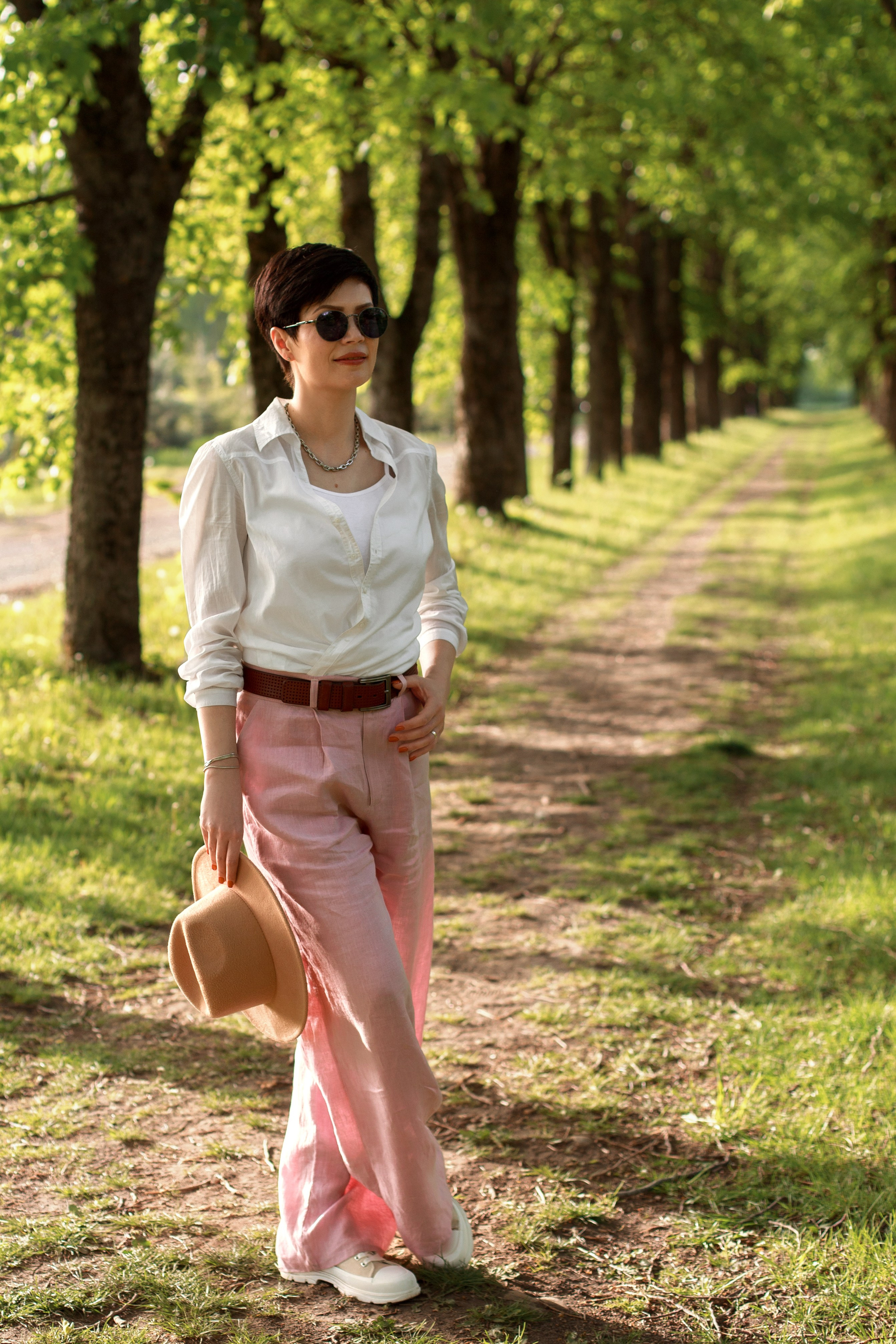 Женская лнтняя фотосессия на природе. Фотограф Ставрополь Пятигорск Елизавета Дарина