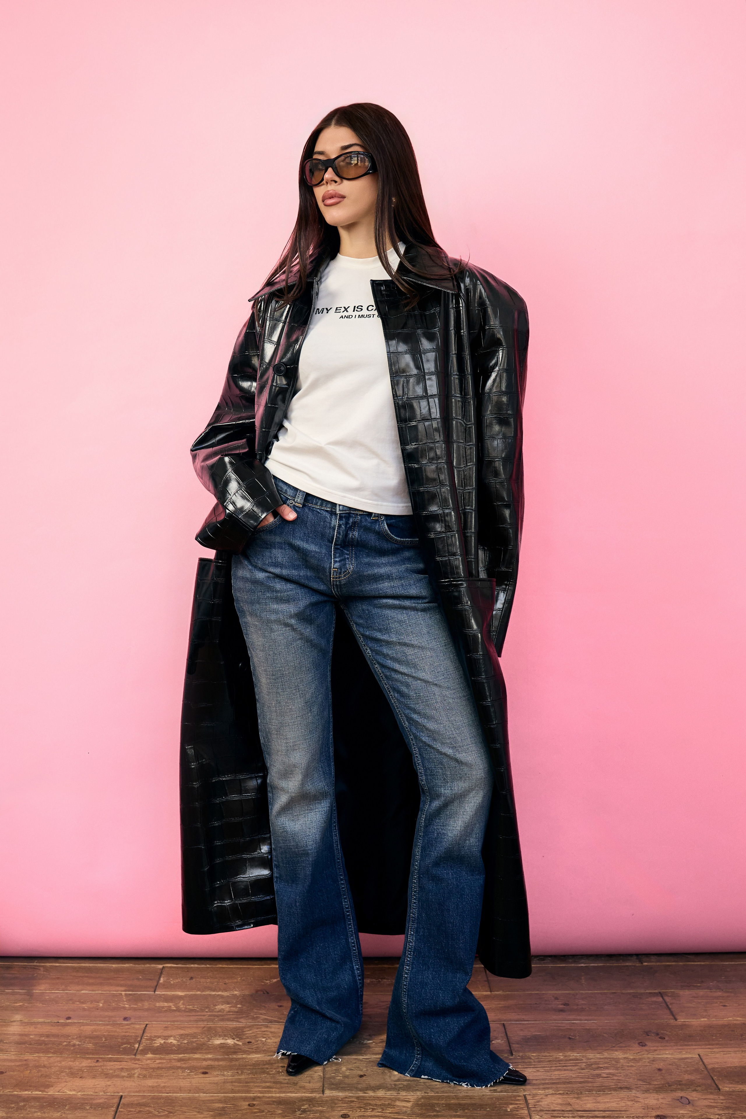 What to buy. Приветствую, я Стефания. Снимаю в Петербурге. Провожу клиентские съёмки в стиле fashion