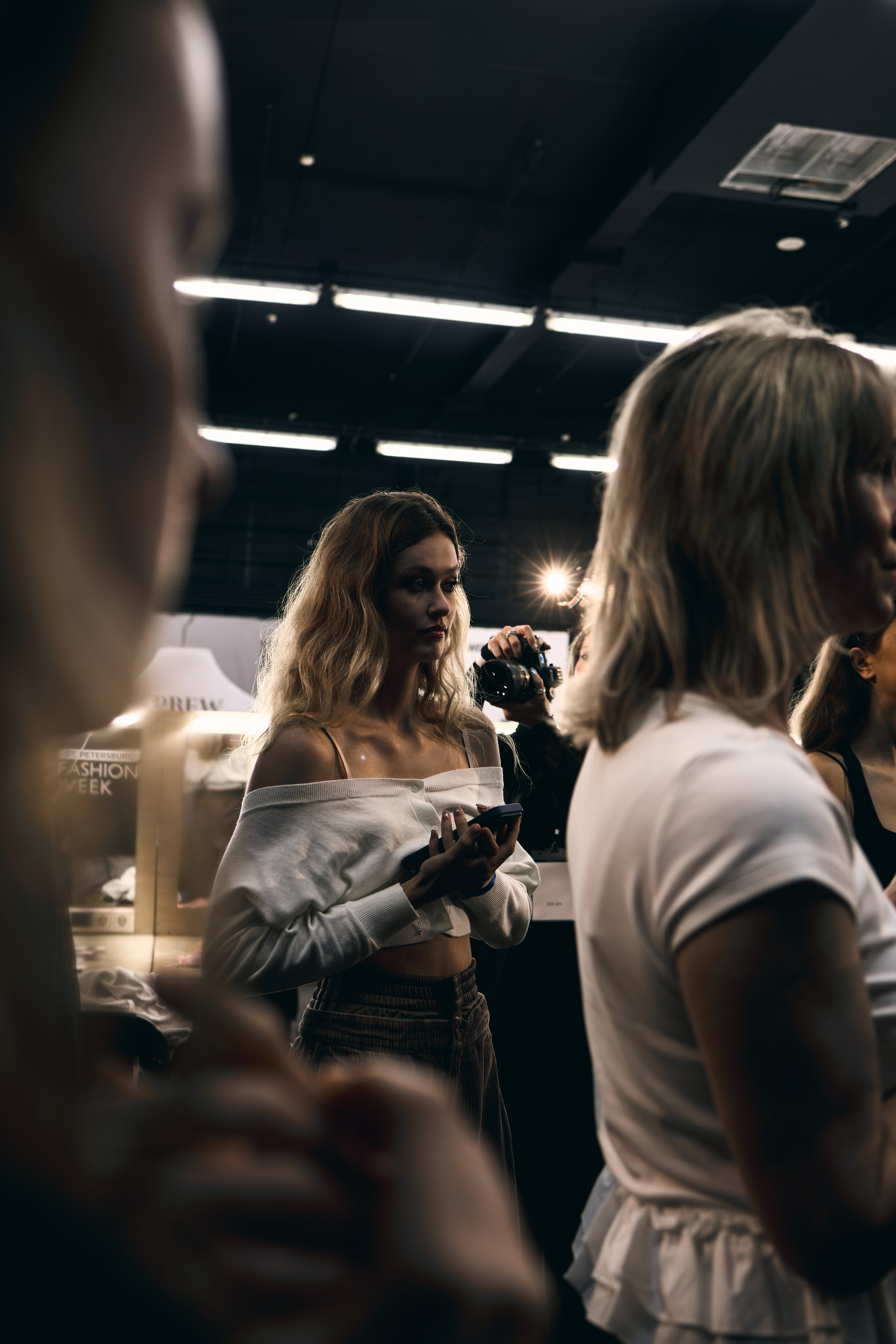 SPbFW’26 backstage 8 oct. Приветствую, я Стефания. Снимаю в Петербурге. Провожу клиентские съёмки в стиле fashion