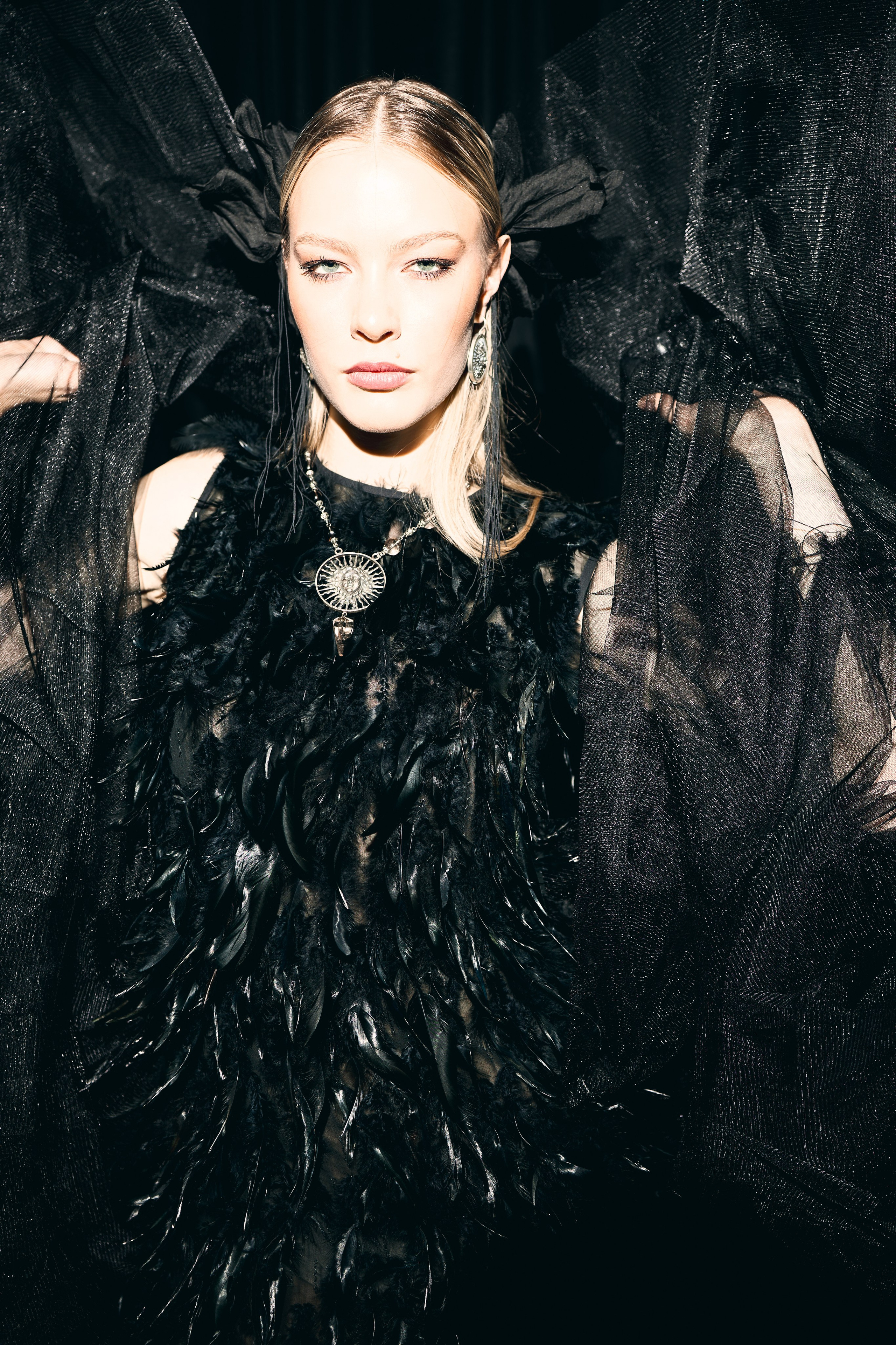 SPbFW’26 backstage 8 oct. Приветствую, я Стефания. Снимаю в Петербурге. Провожу клиентские съёмки в стиле fashion