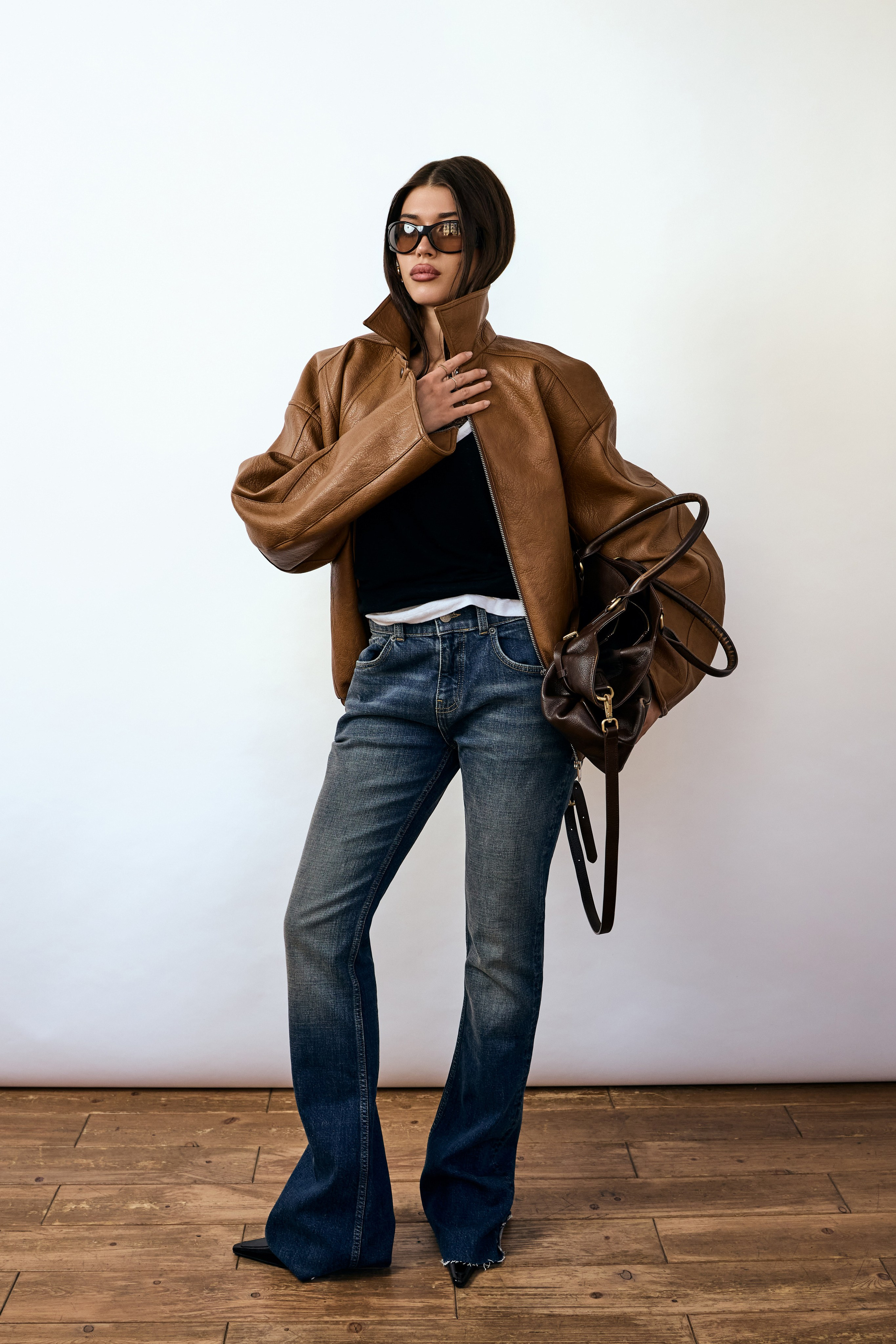 What to buy. Приветствую, я Стефания. Снимаю в Петербурге. Провожу клиентские съёмки в стиле fashion