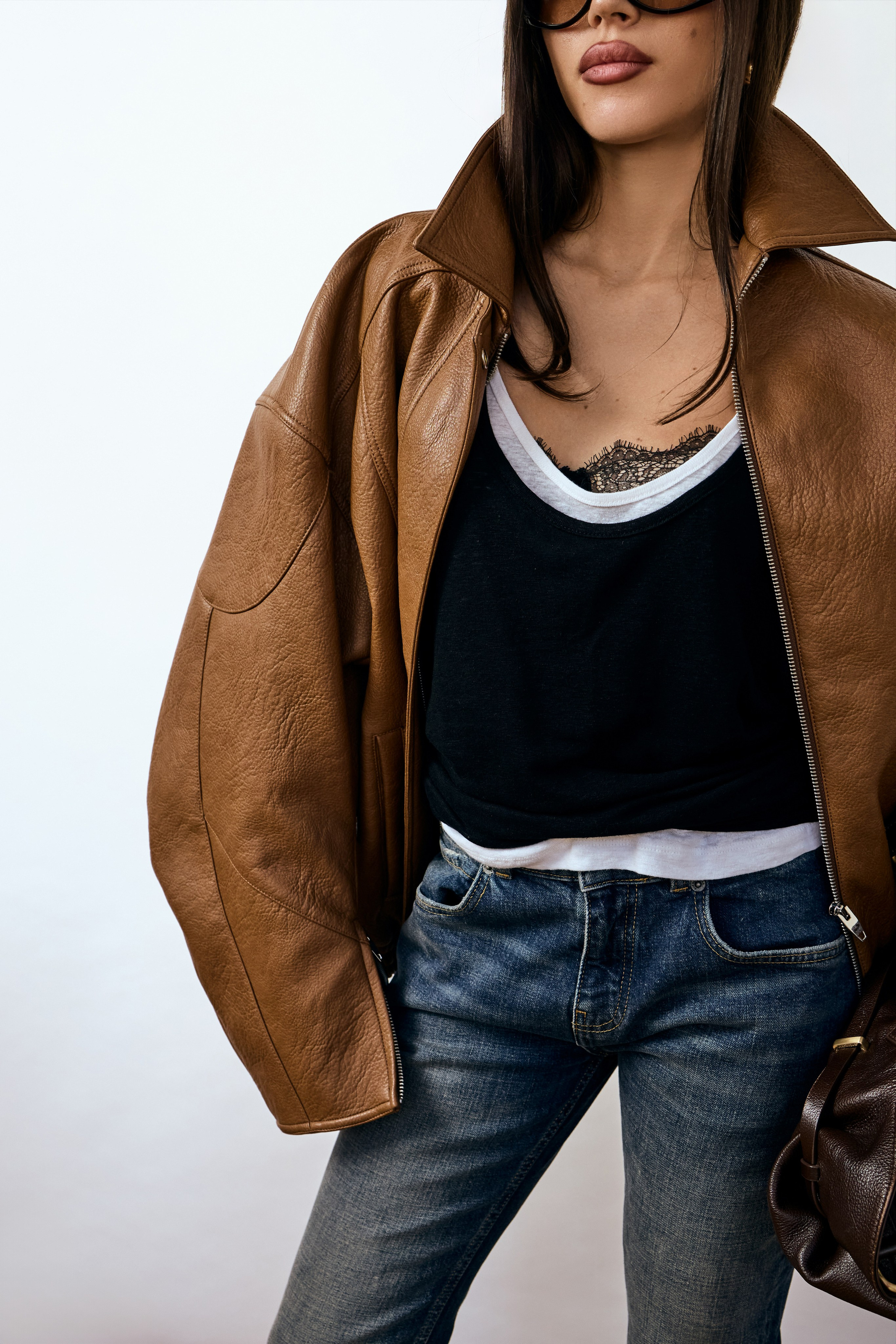 What to buy. Приветствую, я Стефания. Снимаю в Петербурге. Провожу клиентские съёмки в стиле fashion