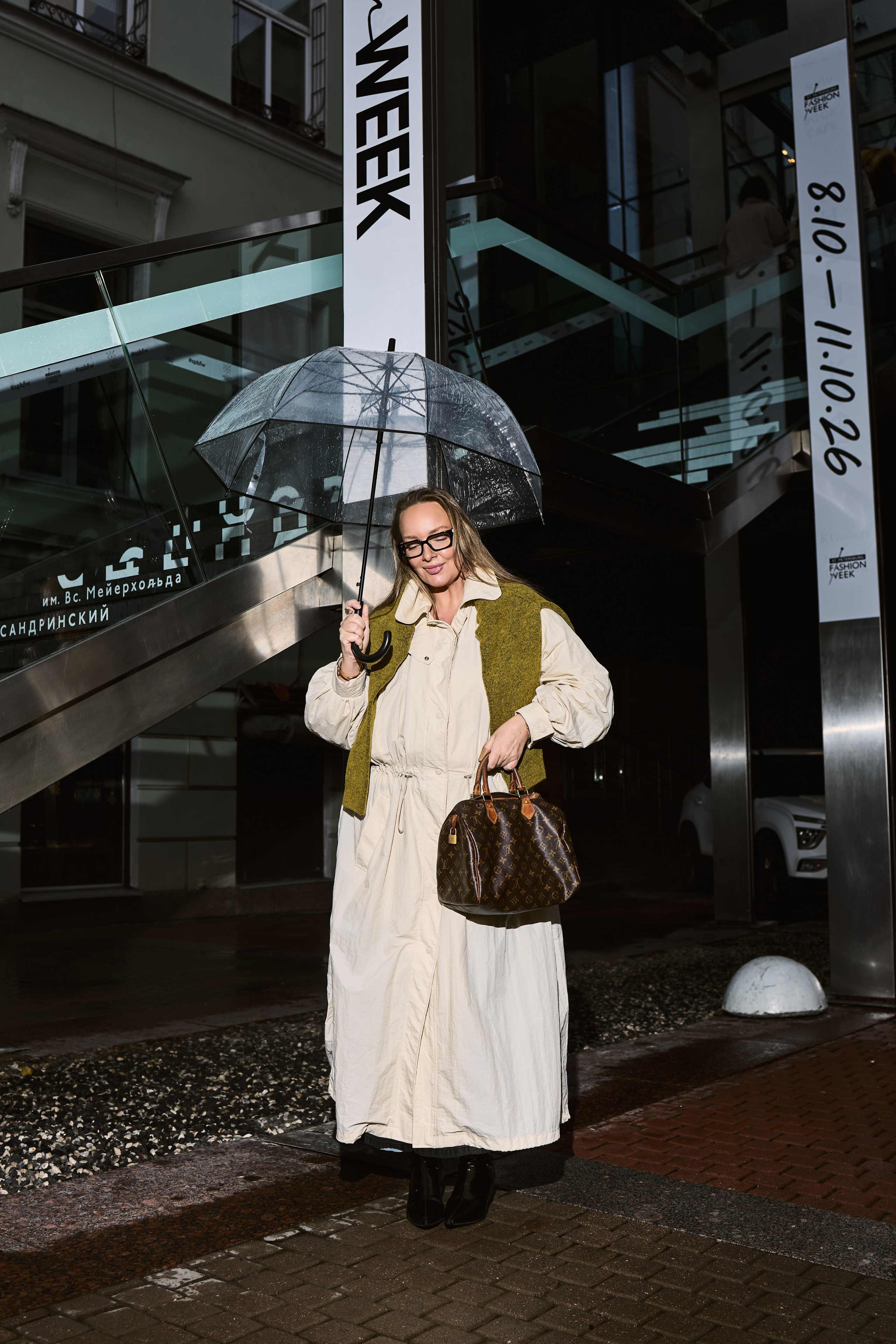 SPbFW’26 fall street. Приветствую, я Стефания. Снимаю в Петербурге. Провожу клиентские съёмки в стиле fashion