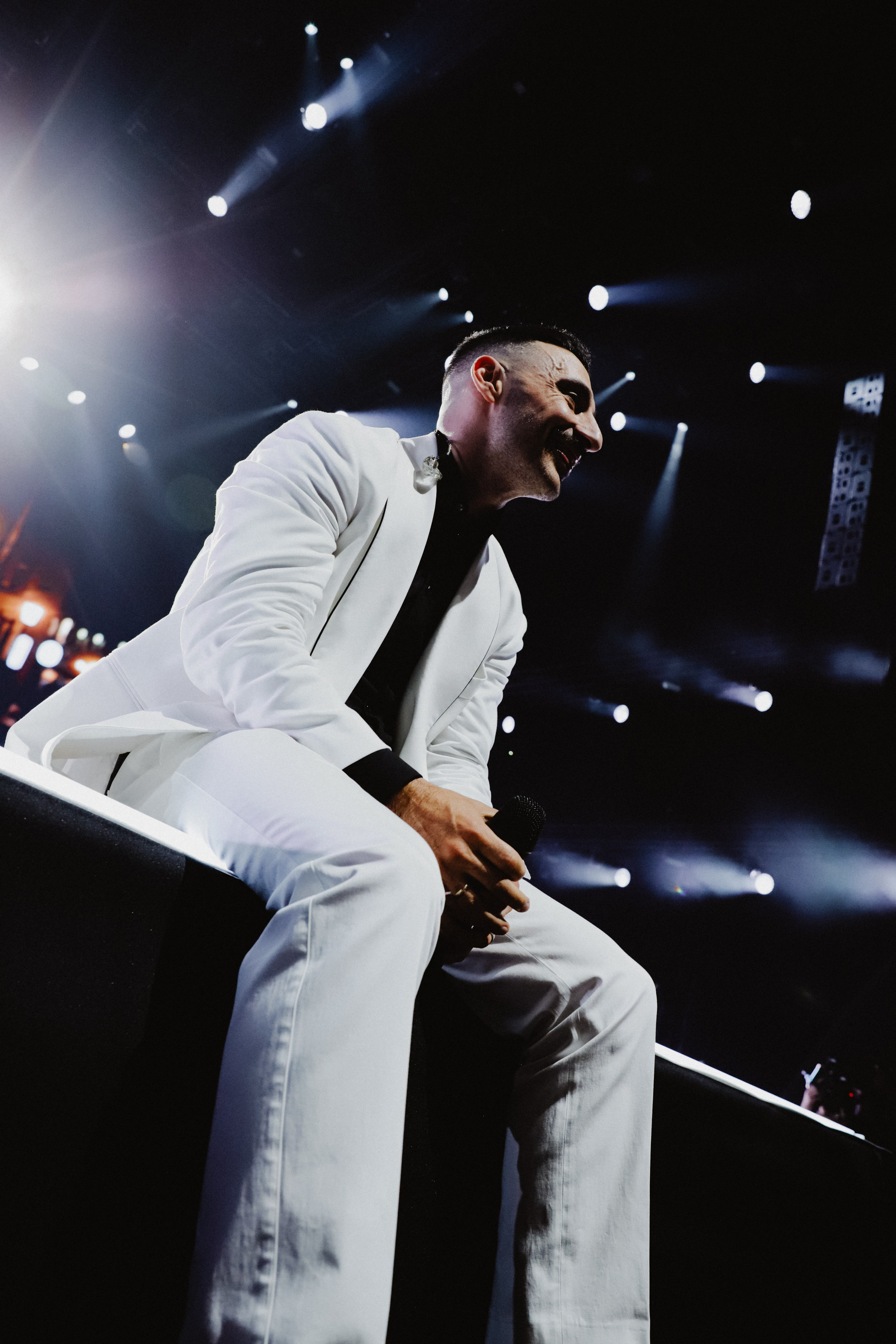 Концертная съёмка: эмоции и энергия в кадре. Профессиональный фотограф звезд, концертов и спортивных событий