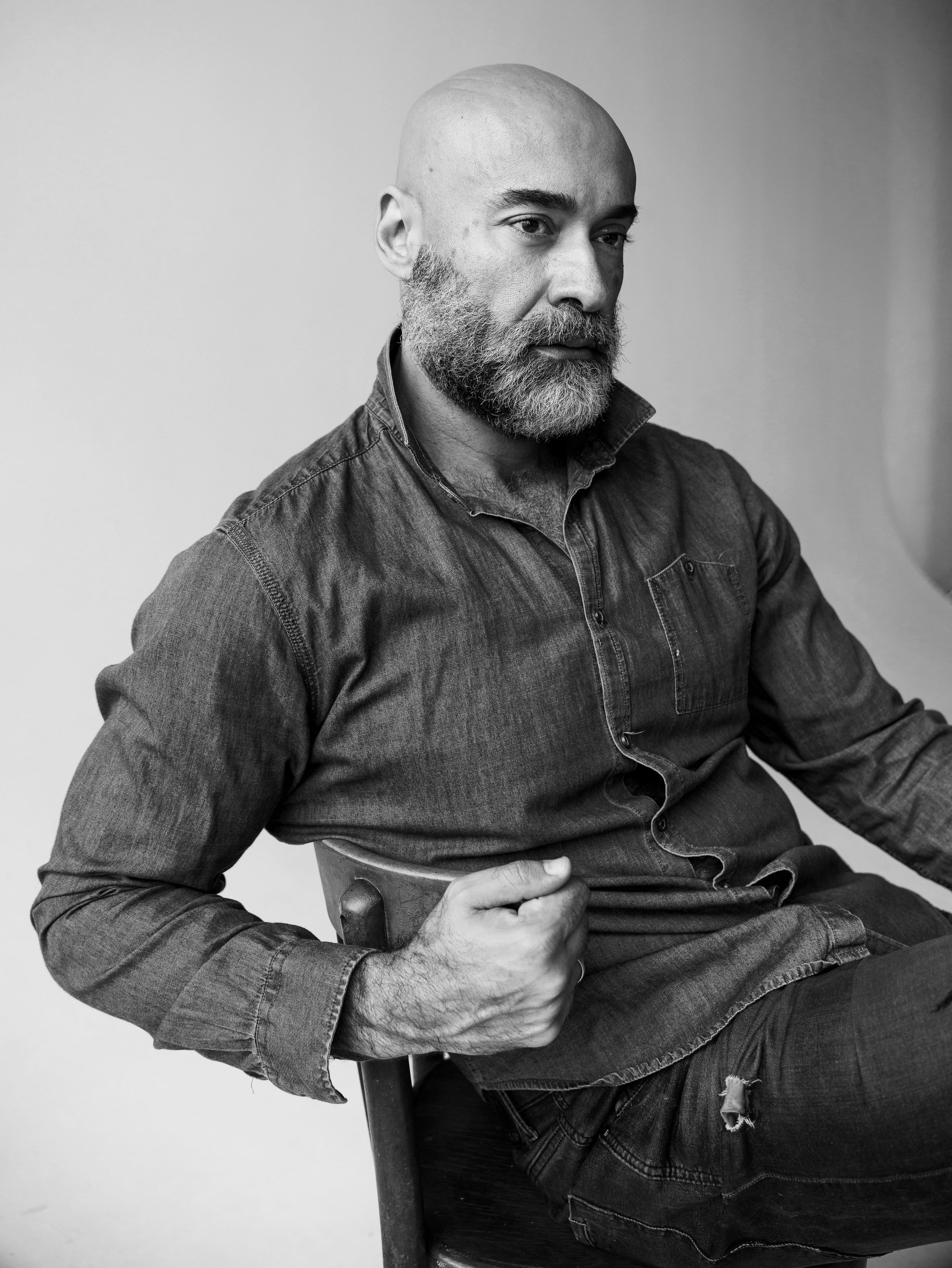 МУЖСКОЙ ПОРТРЕТ. Портретный фотограф в Москве — Янка Шемшурова