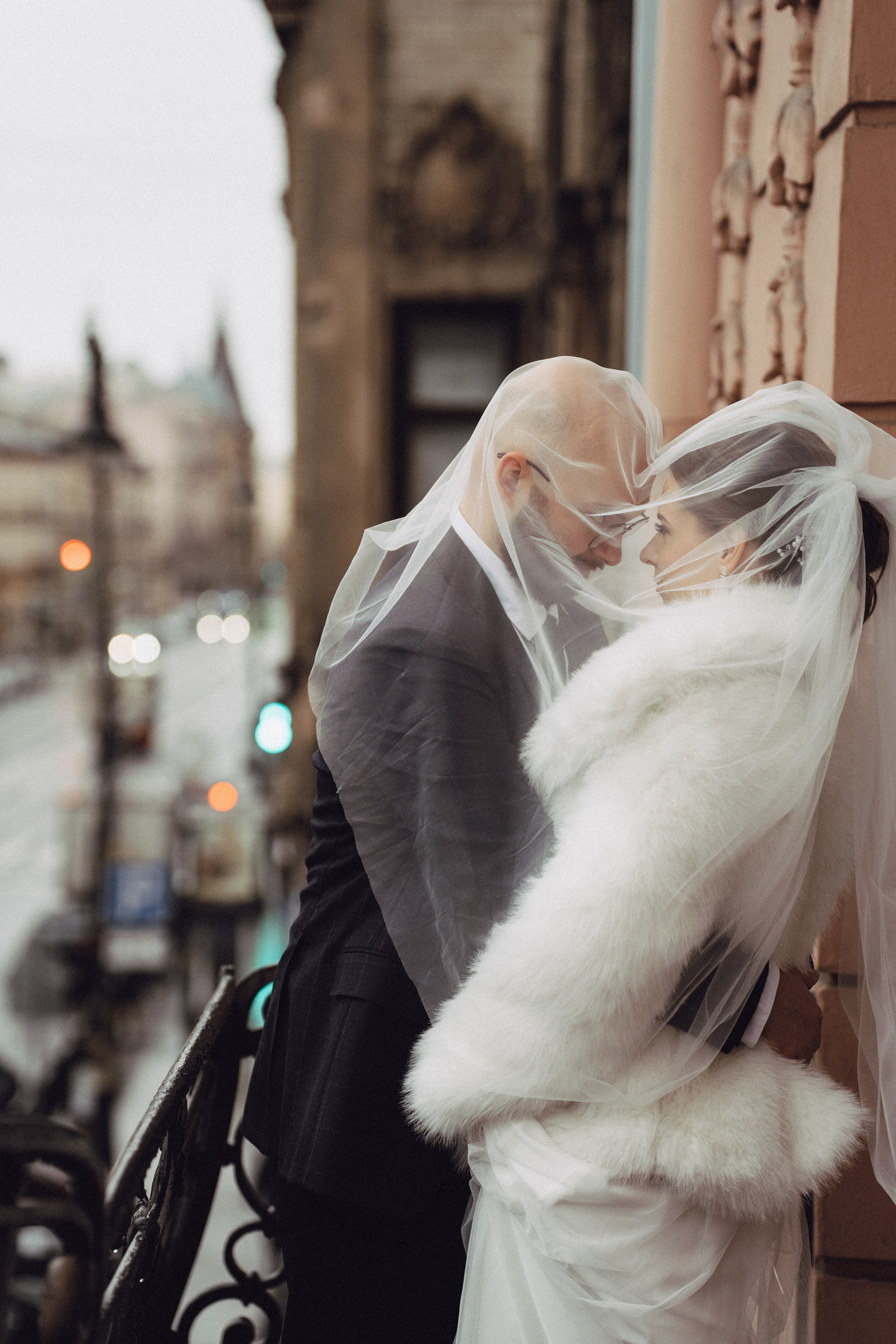 СВАДЕБНАЯ СЬЕМКА ВО ВТОРОМ ДВОРЦЕ (ДЕКАБРЬ) ТАКЖЕ СЬЕМКА В СТУДИИ НА ЧЕРНЫШЕВСКОЙ. Профессиональный фотограф, Санкт-Петербург — Виктория Богомолова