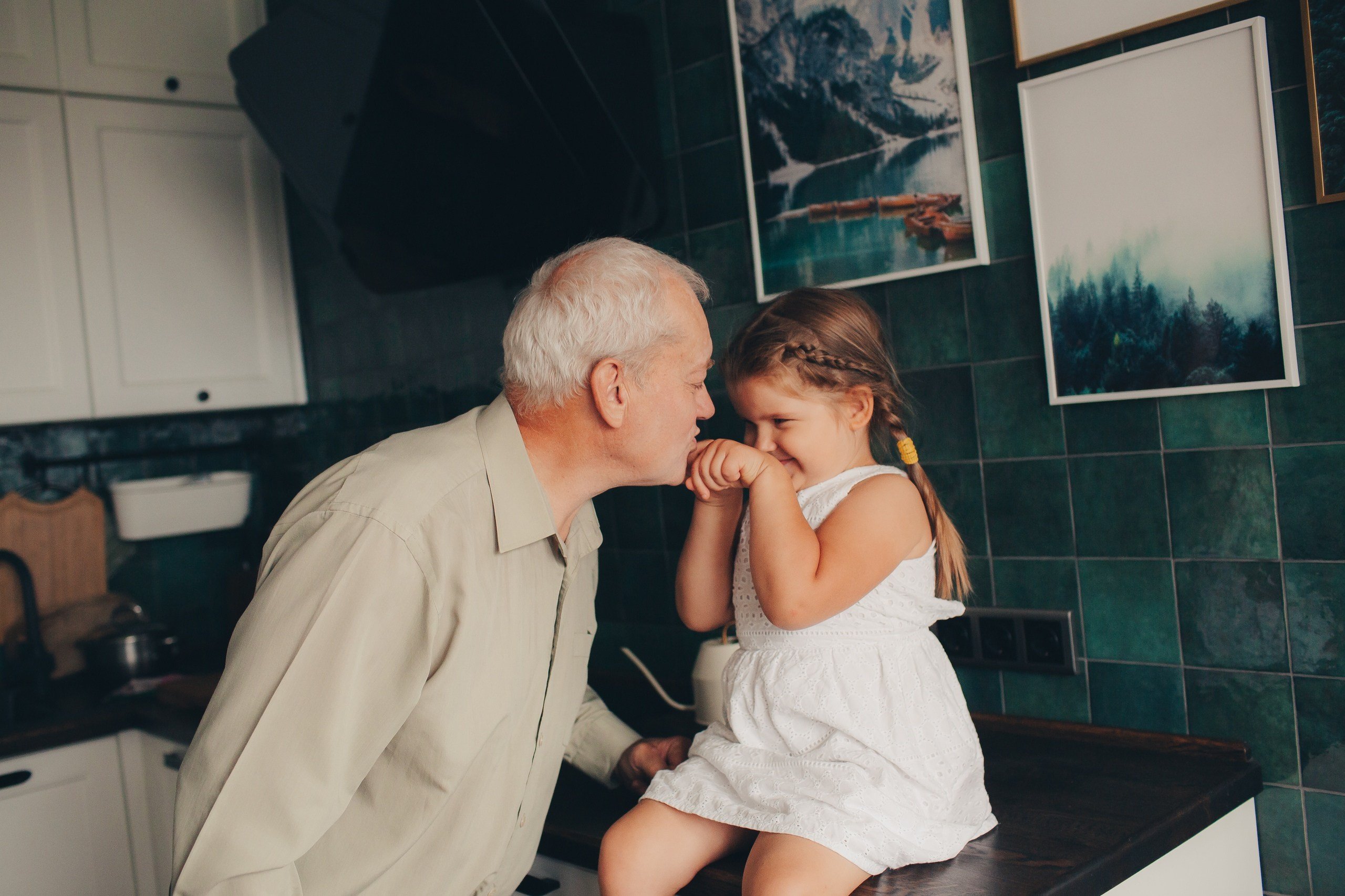 Домашняя съёмка с дедушкой. Фотограф Евгения Мальцева, Архангельск