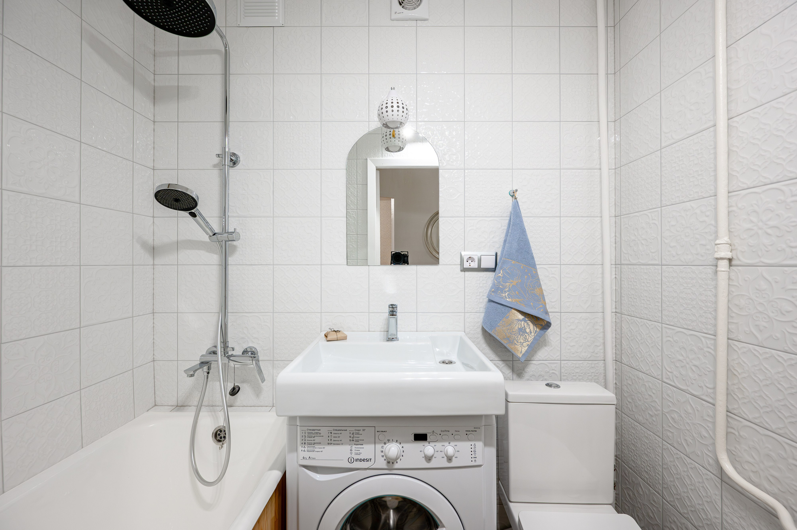 Квартира для суточной аренды на Казанской улице. Интерьерный фотограф. Фото- видеосъемка недвижимости Санкт-Петербург