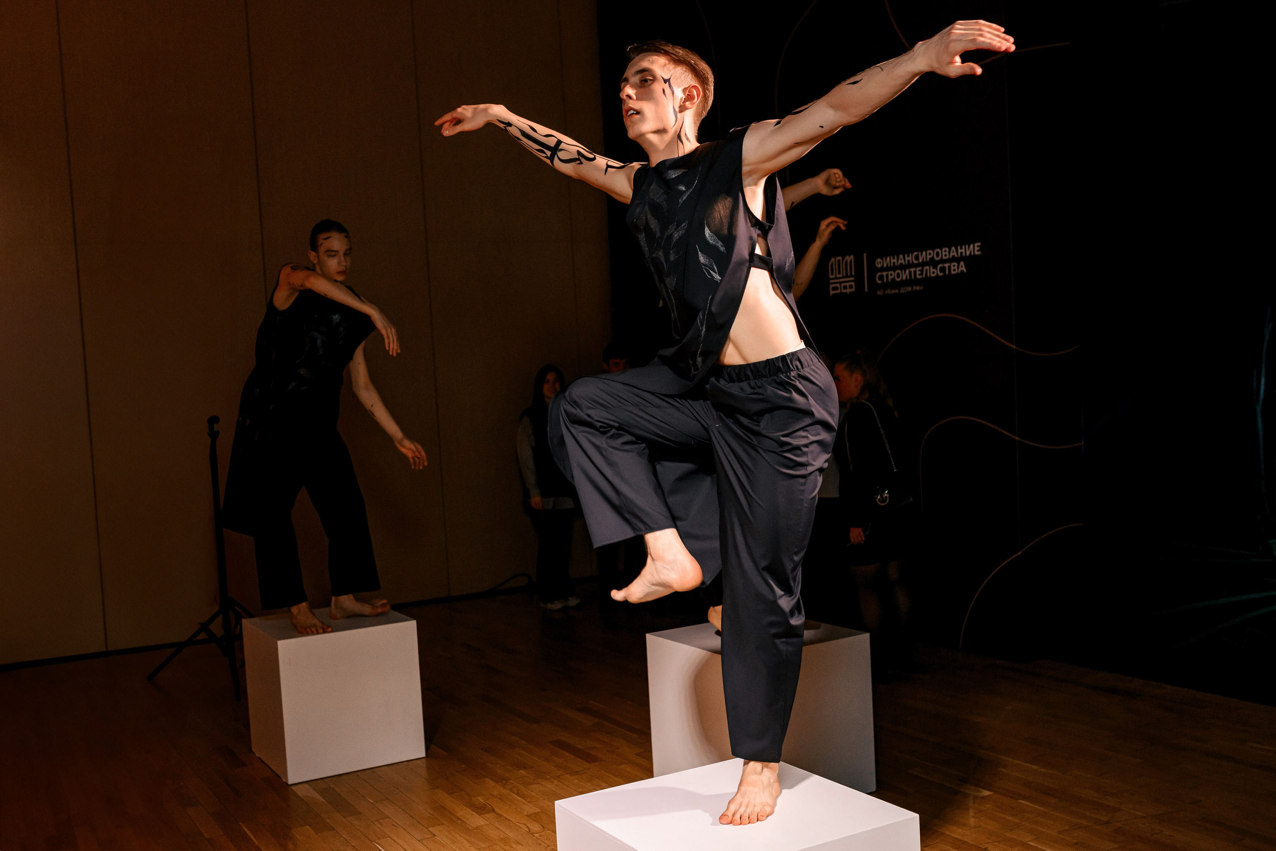 Атлас Девелопмент. Максим Комаров — Профессиональный фотограф