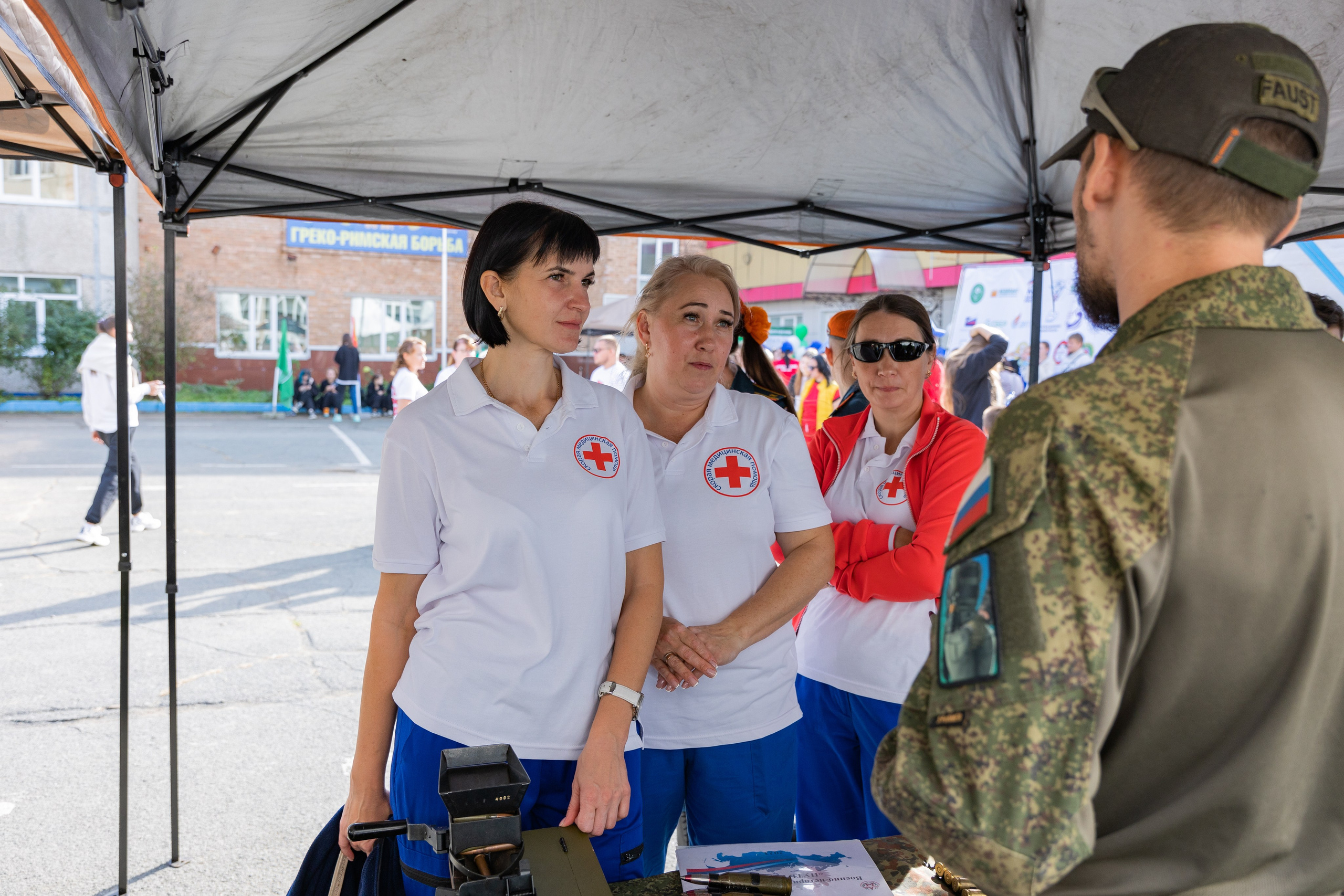 Олимпиада Первой помощи. Выпускные альбомы во Владивостоке