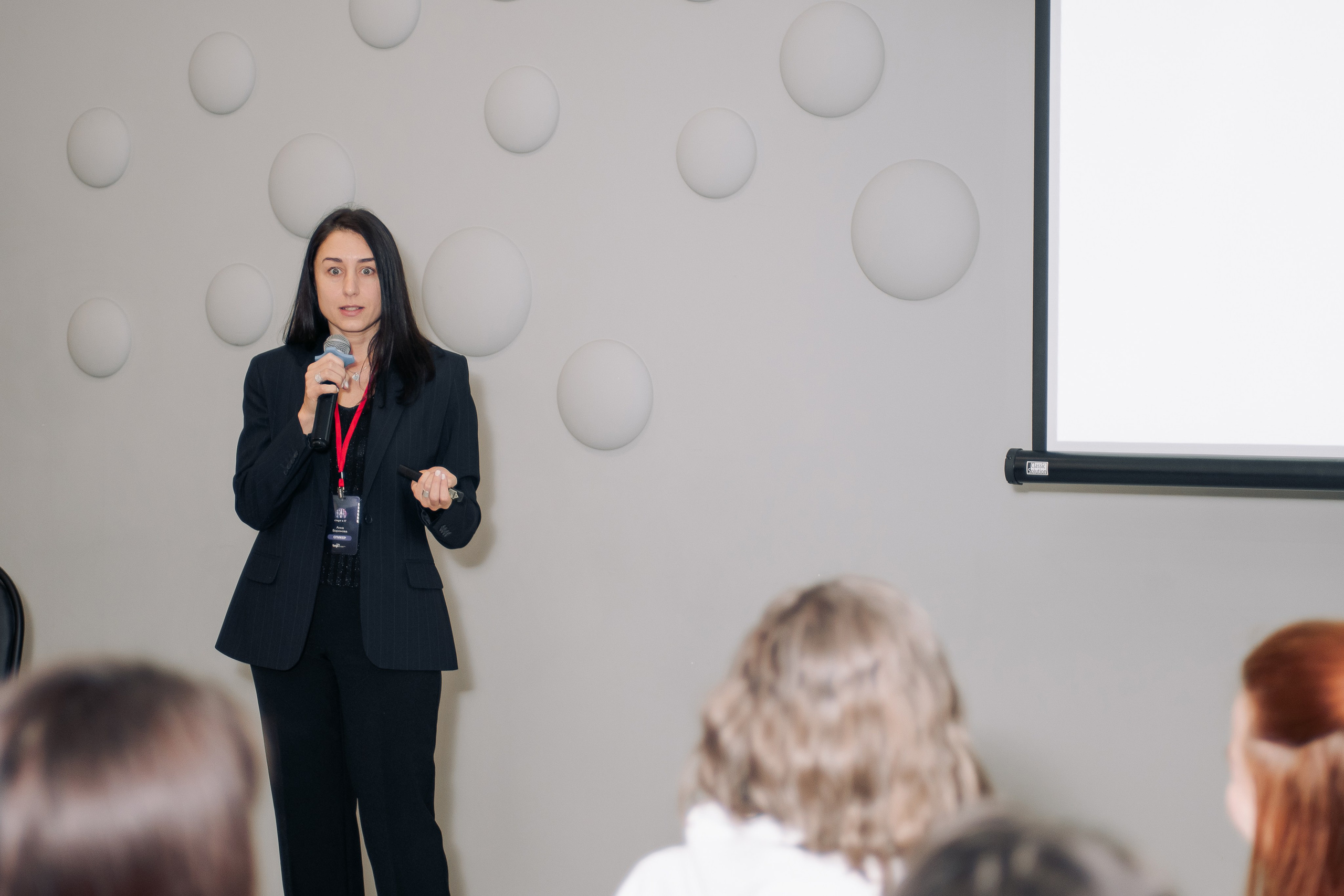 It-конференция компьютерной академии Топ. Фотограф в Твери Дементьева Анастасия