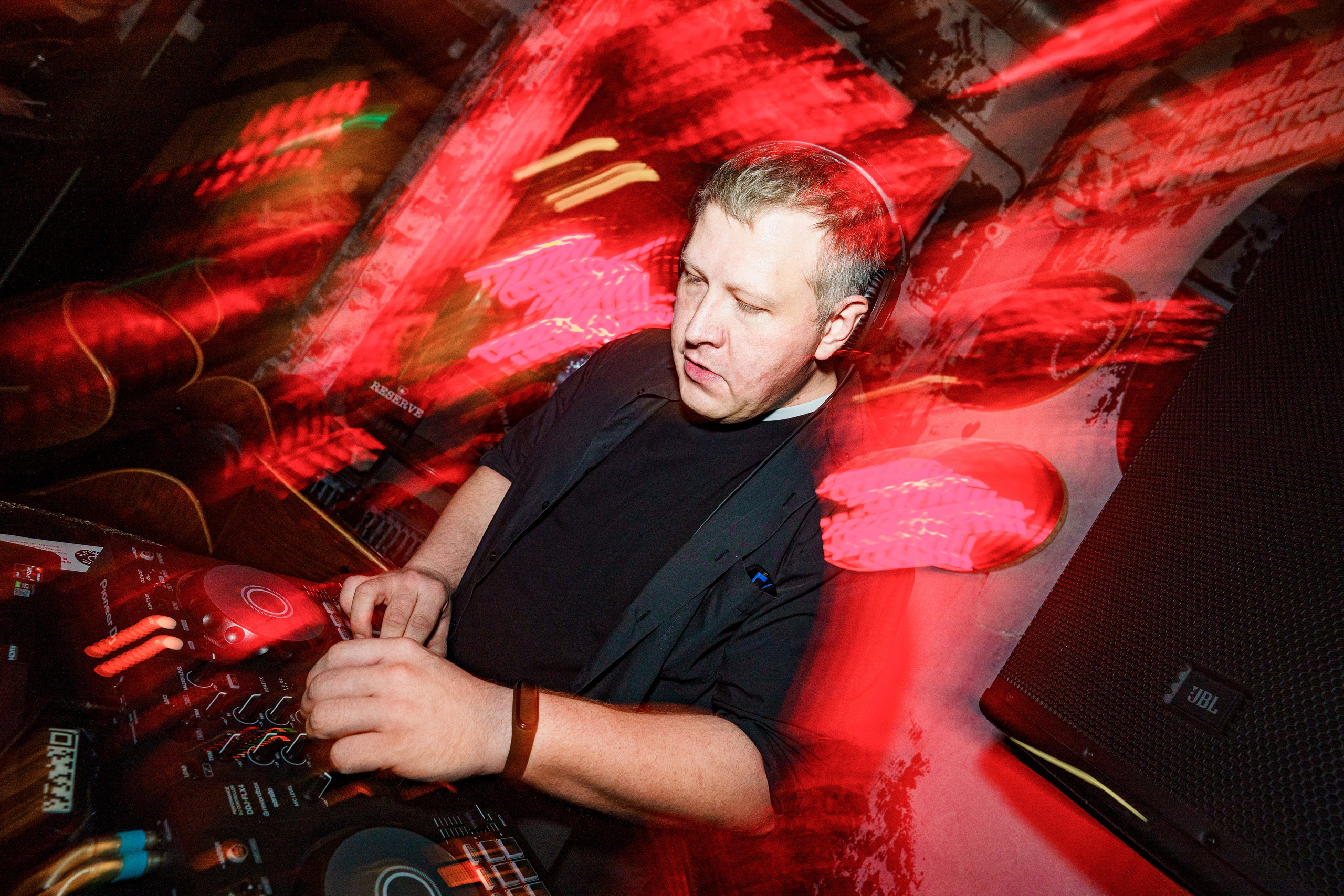 Бар разбитых сердец — 10/12 DJ's. Концертный и репортажный фотограф в Санкт-Петербурге Слава Пахомов