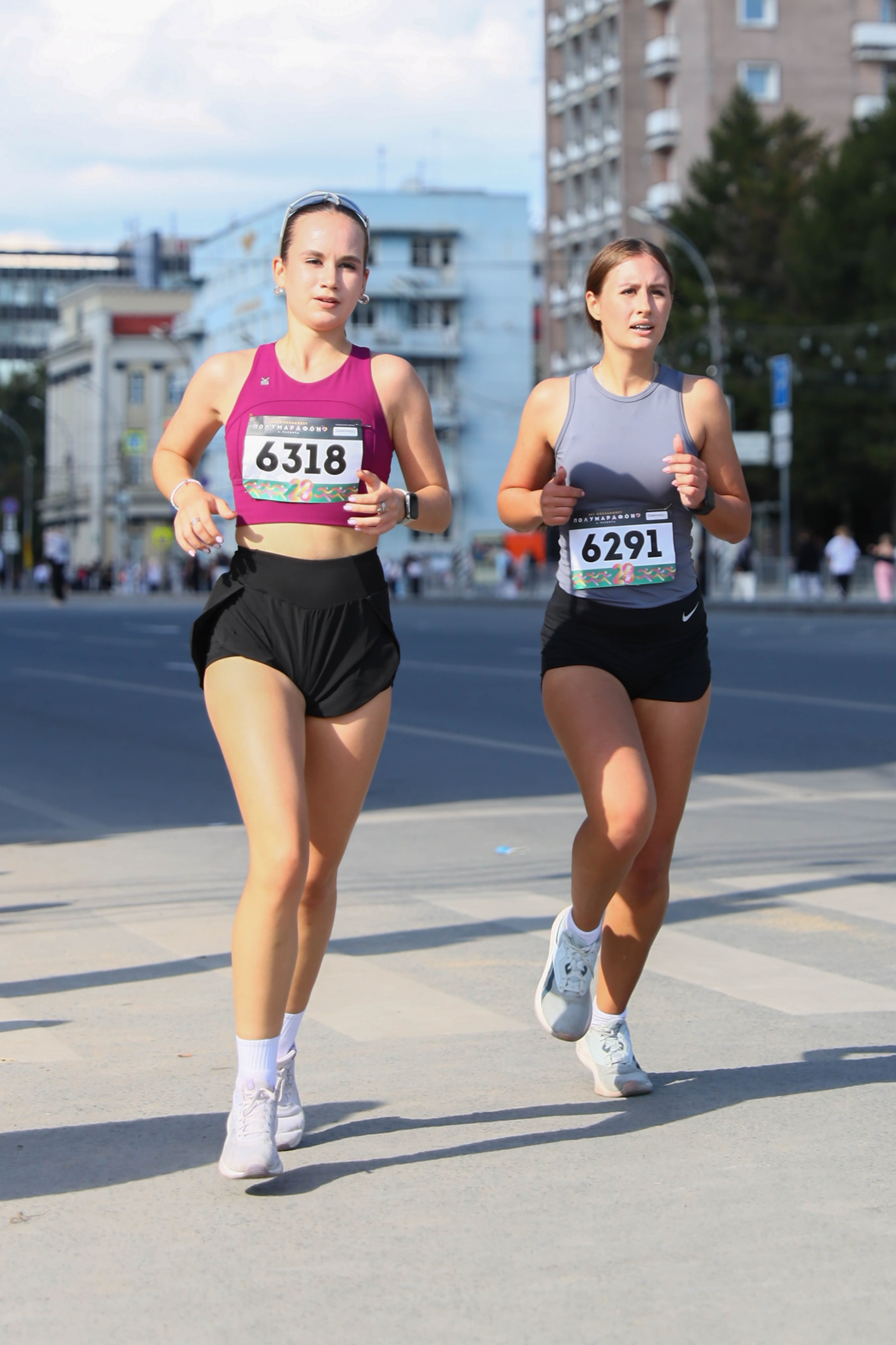 Полумарафон А. Раевича 2025. Репортажный фотограф в Новосибирске Алена Помазунова