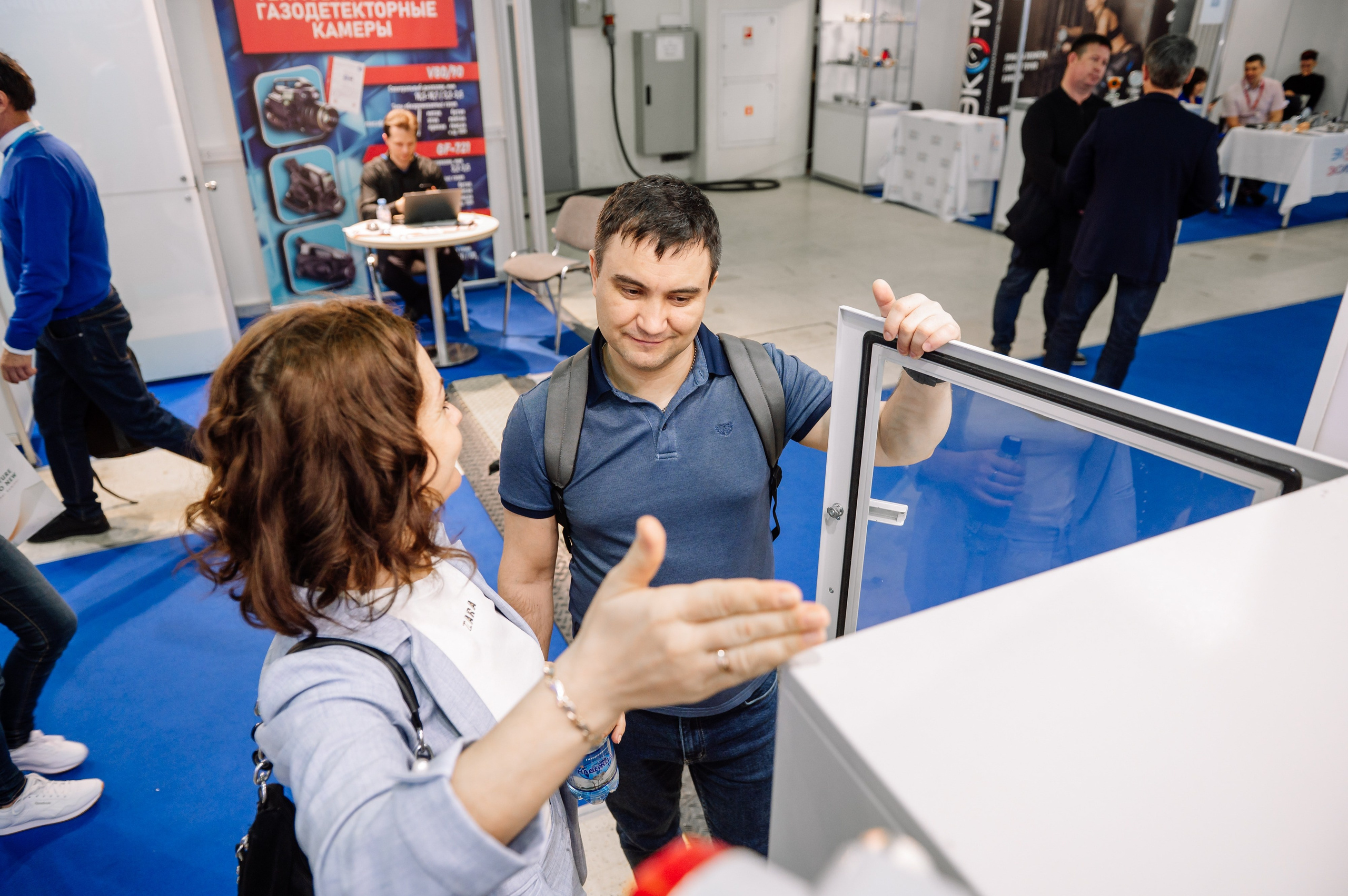 Аналитприбор на выставке Нефтегаз-24. Репортажный фотограф в Москве и по всему миру Степанова Юлия