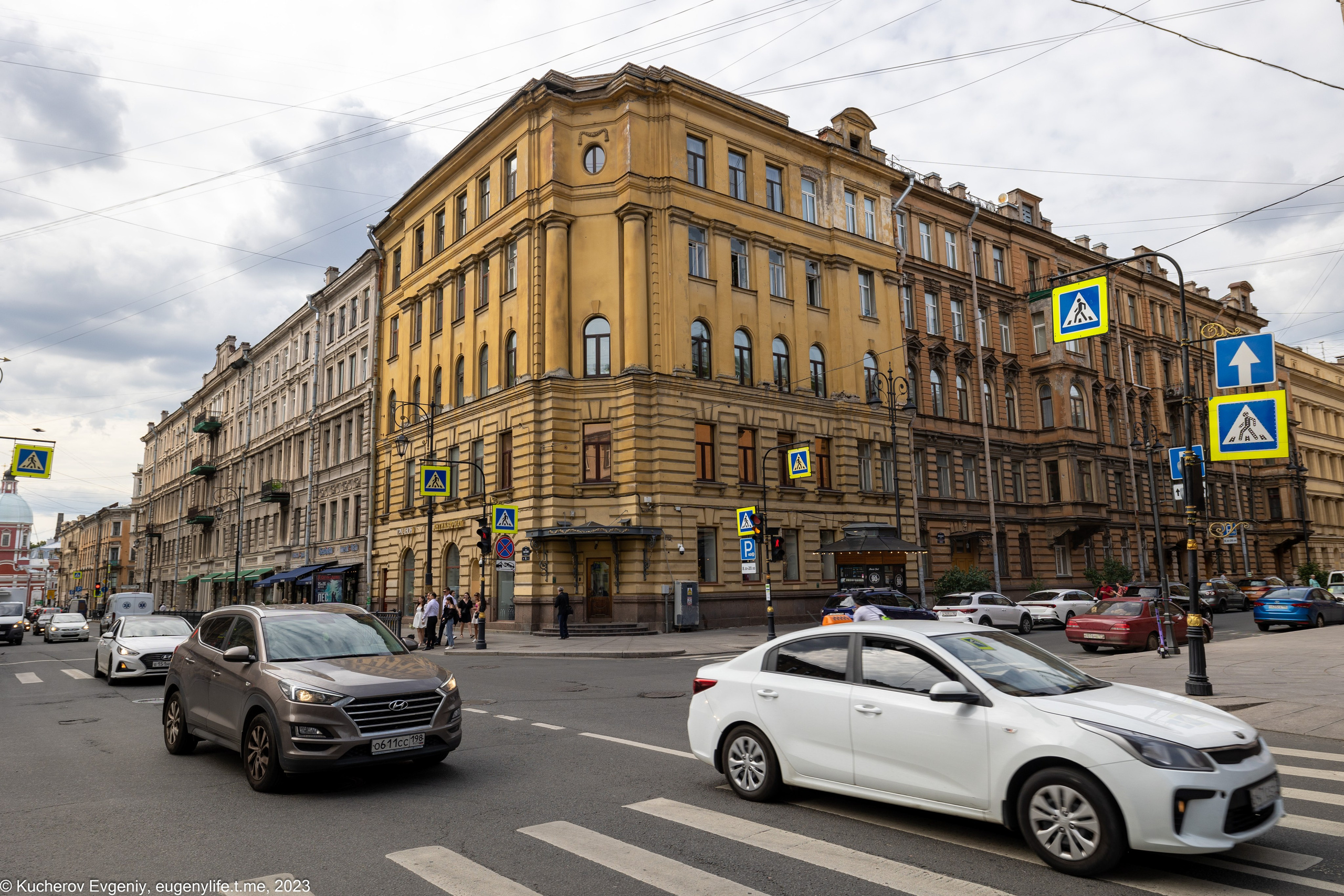 Светофоры и переходы. Кучеров Евгений. Фотограф