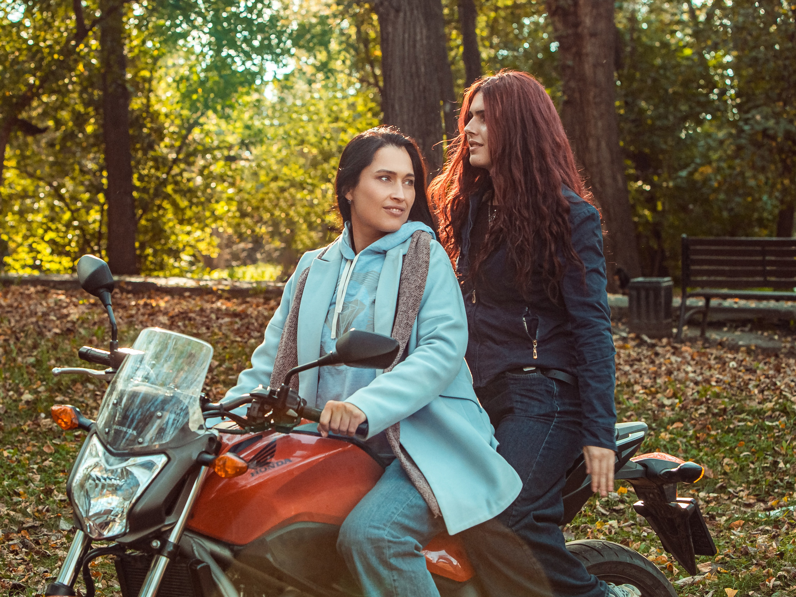 Сьемка на мотоцикле. Фотограф для маркетплейсов Михаил Бове