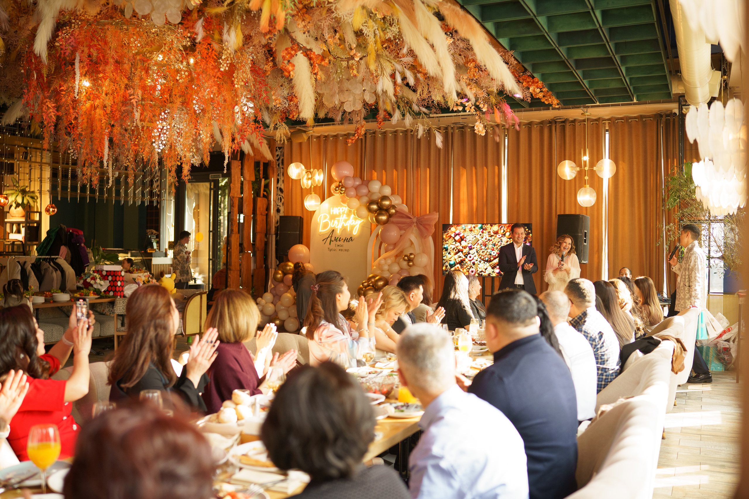 Амина — Тұсау кесер — 1 годик малышке